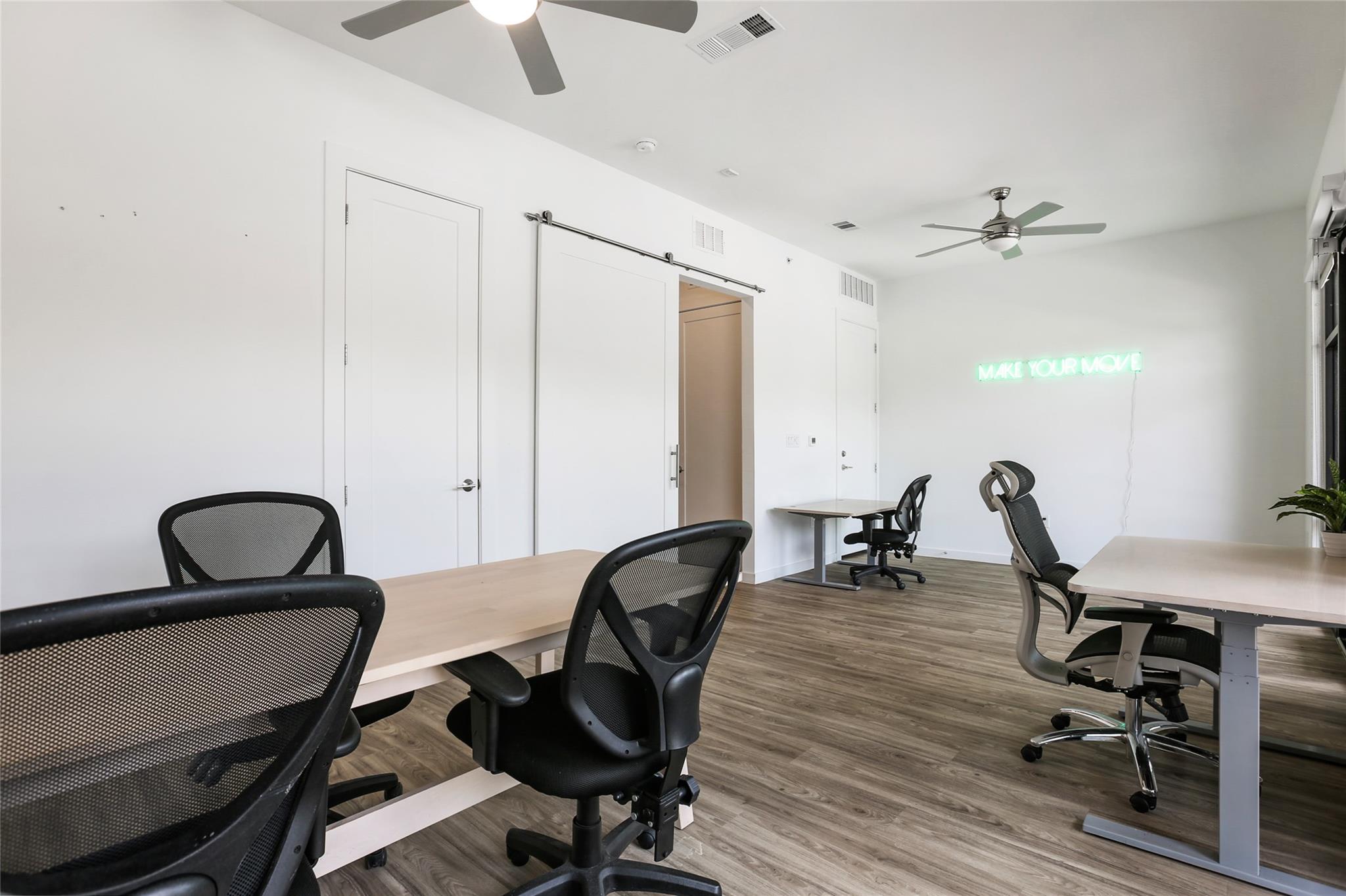 4801 Springdale Rd # 1005, Austin, TX 78723