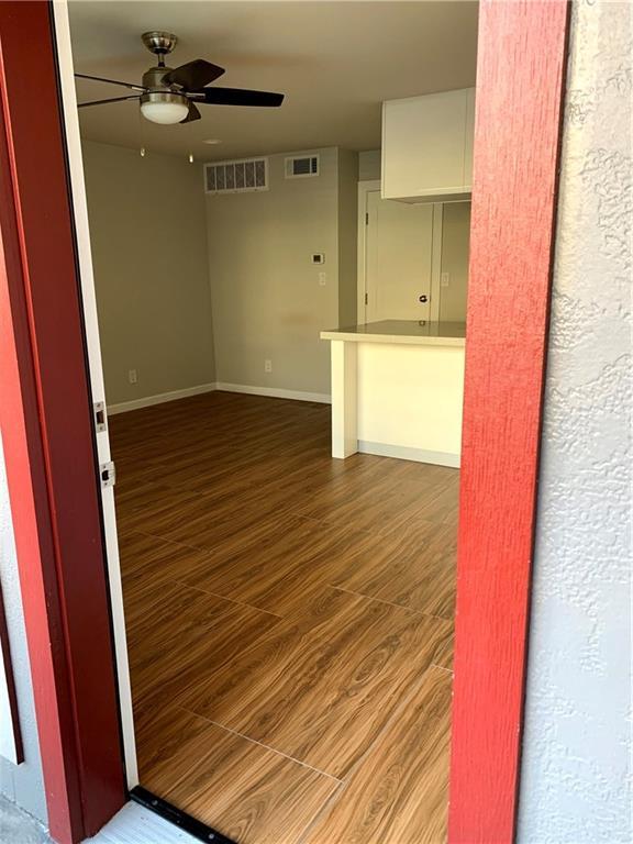 3110 Red River St # D-110, Austin, TX 78705