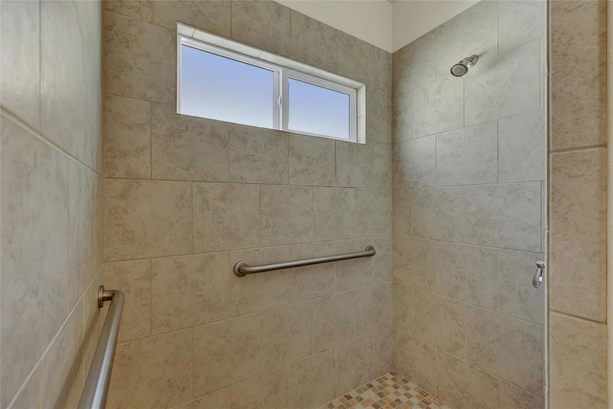 1382 Hanz Dr, New Braunfels, TX 78130