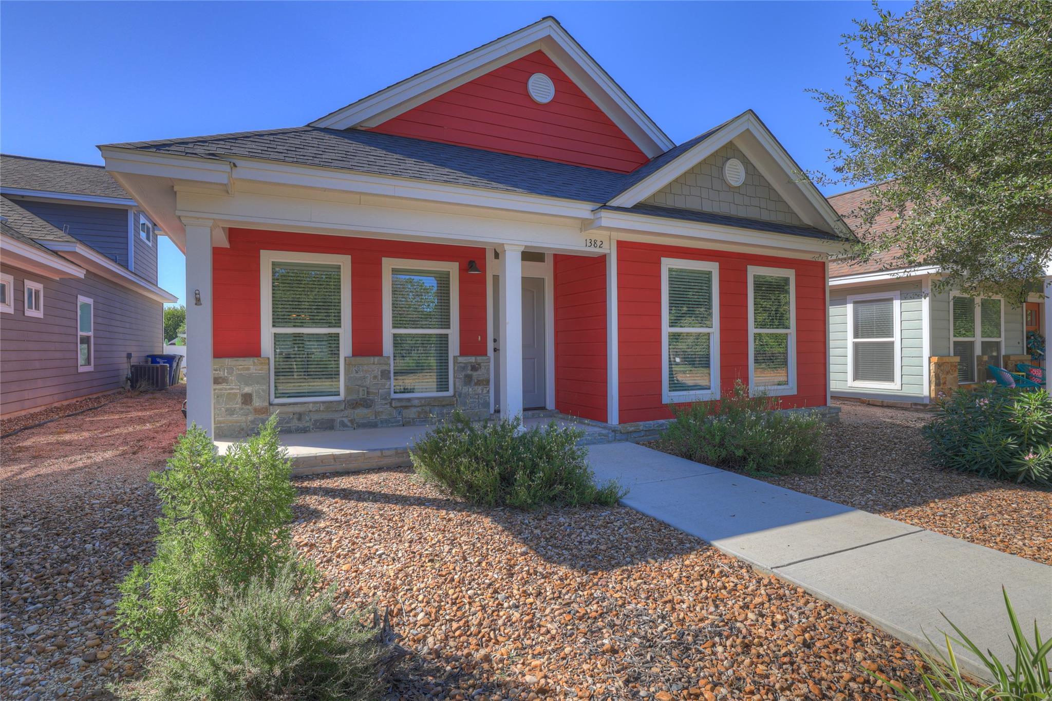 1382 Hanz Dr, New Braunfels, TX 78130