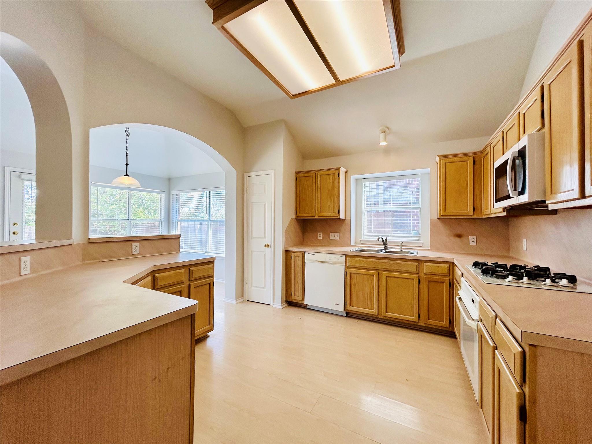 18001 Worley Dr, Pflugerville, TX 78660