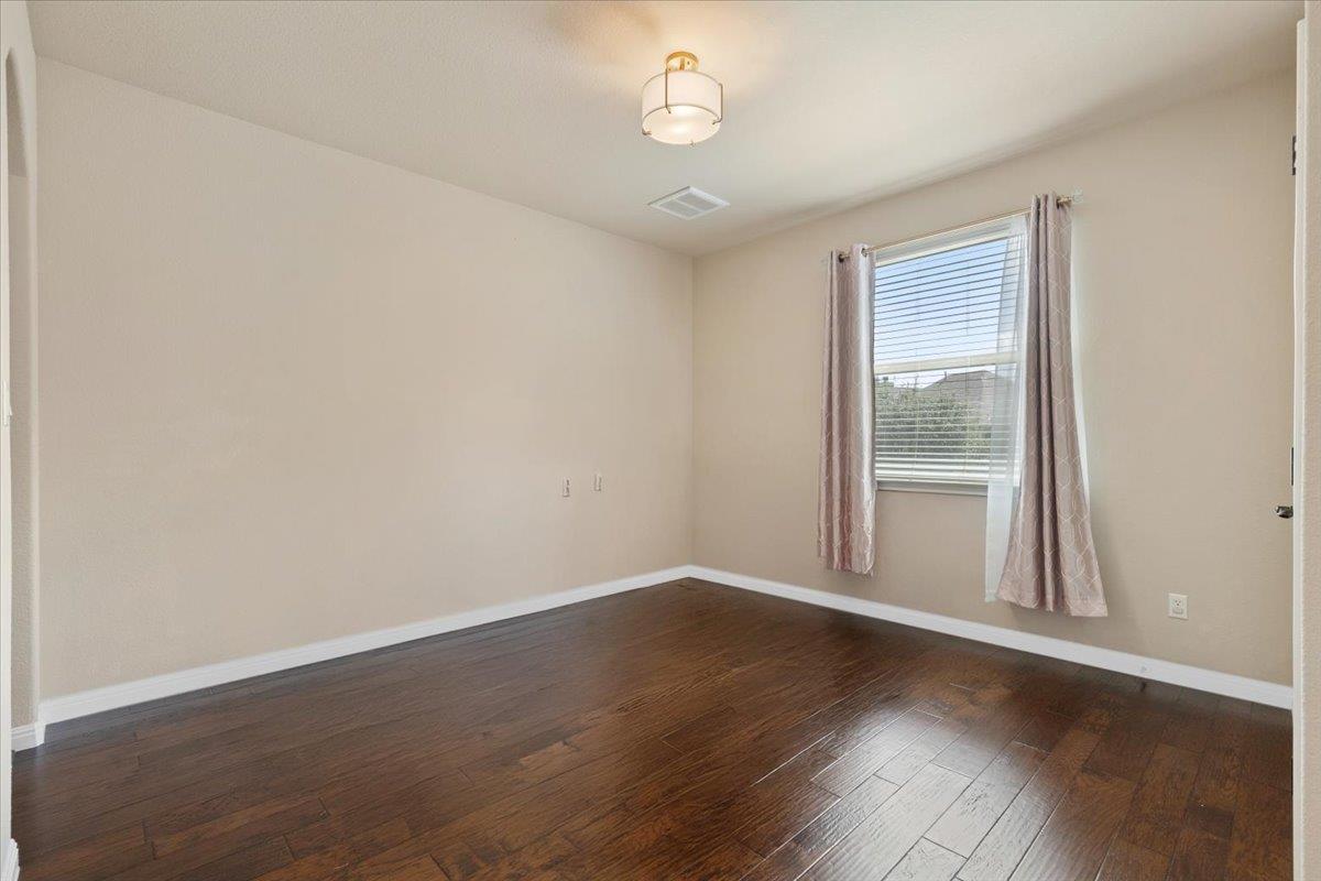 302 N Frontier Ln, Cedar Park, TX 78613