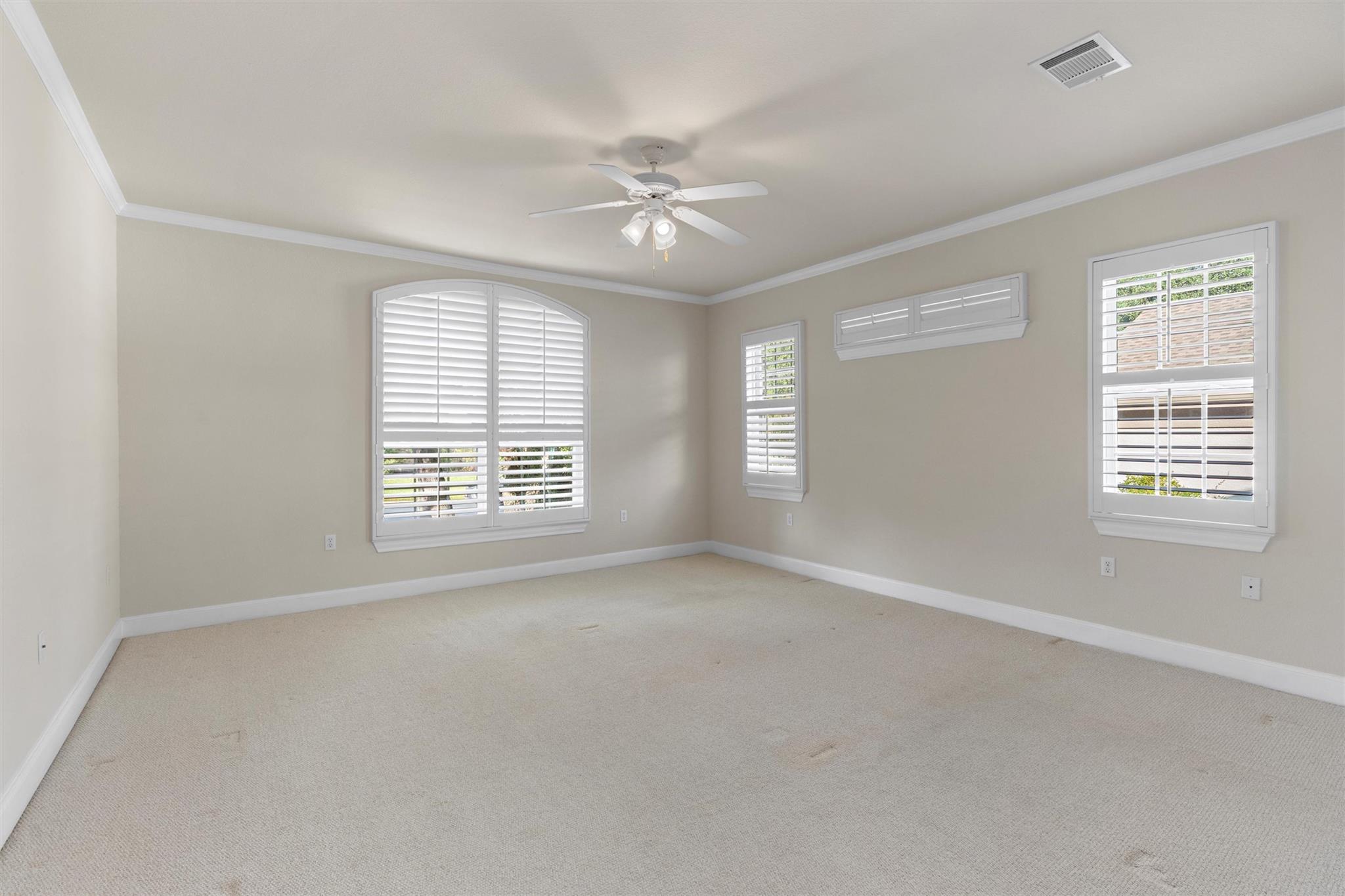 200 San Saba Dr, Georgetown, TX 78633