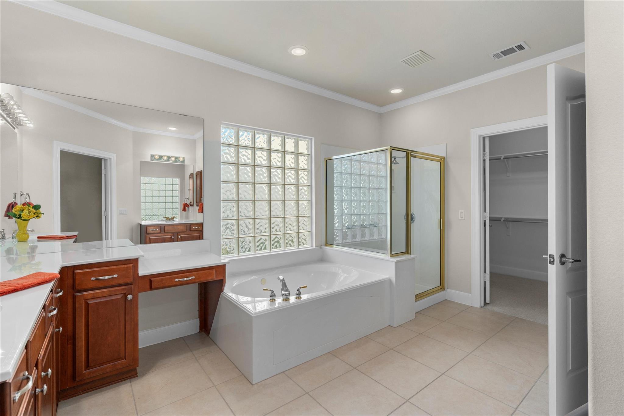 200 San Saba Dr, Georgetown, TX 78633