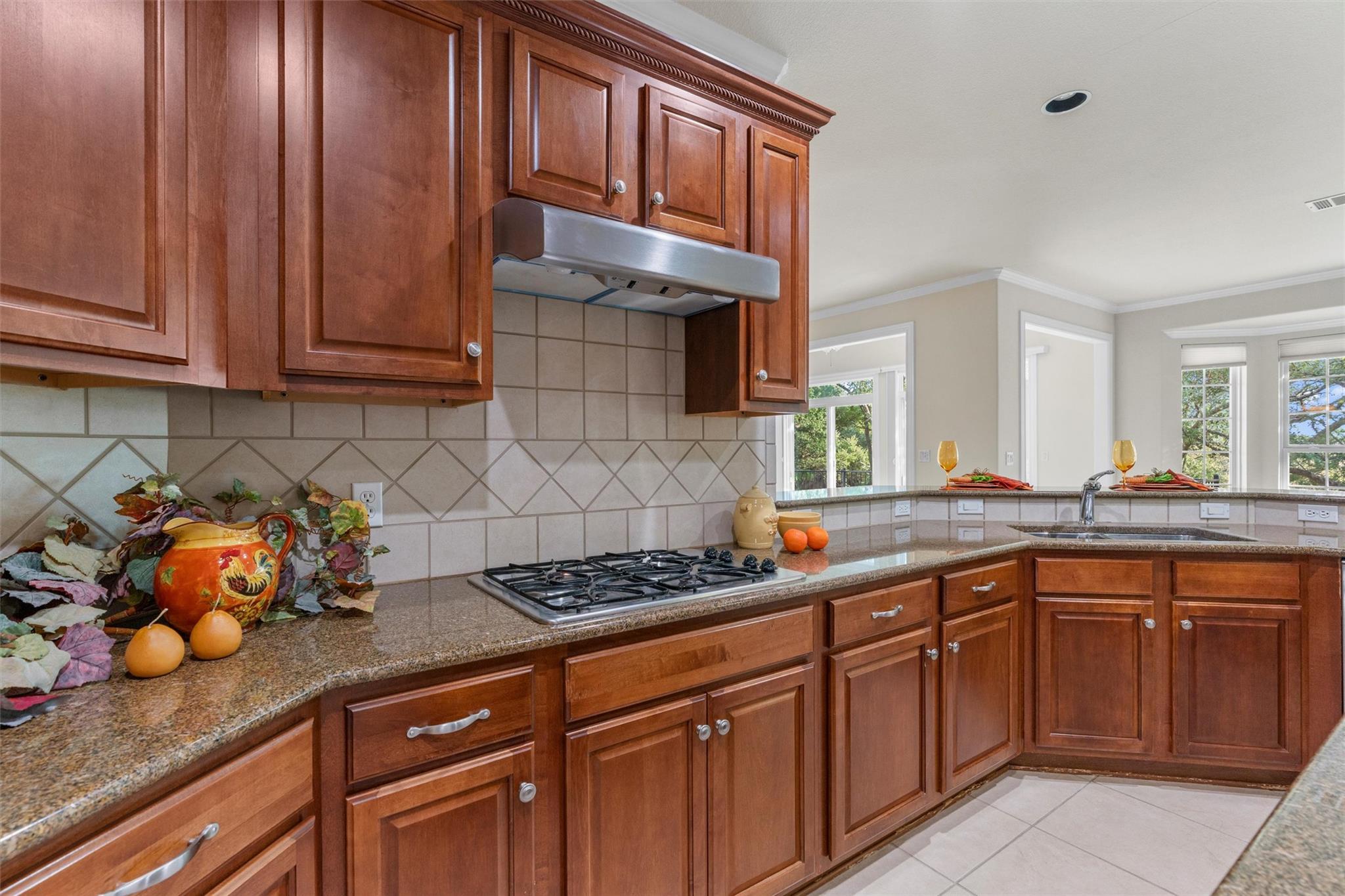 200 San Saba Dr, Georgetown, TX 78633