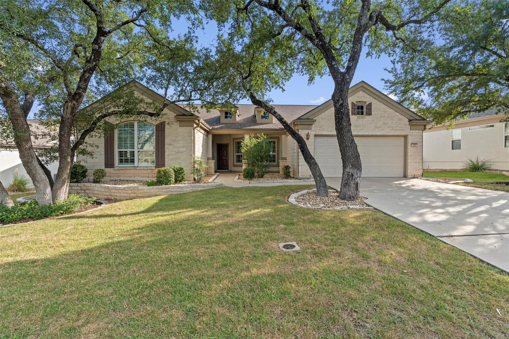 200 San Saba Dr, Georgetown, TX 78633