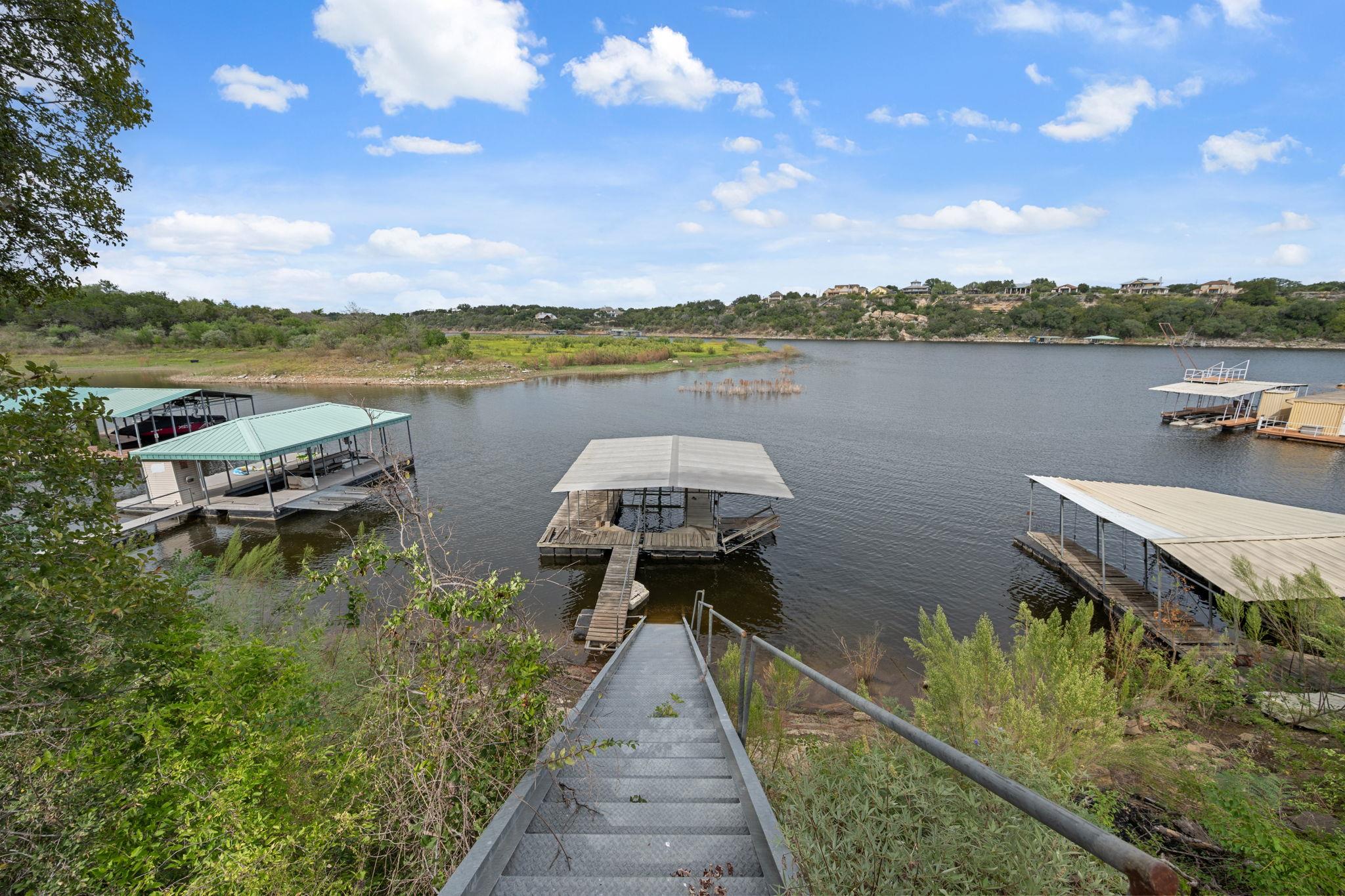 25304 Pedernales Pt, Spicewood, TX 78669