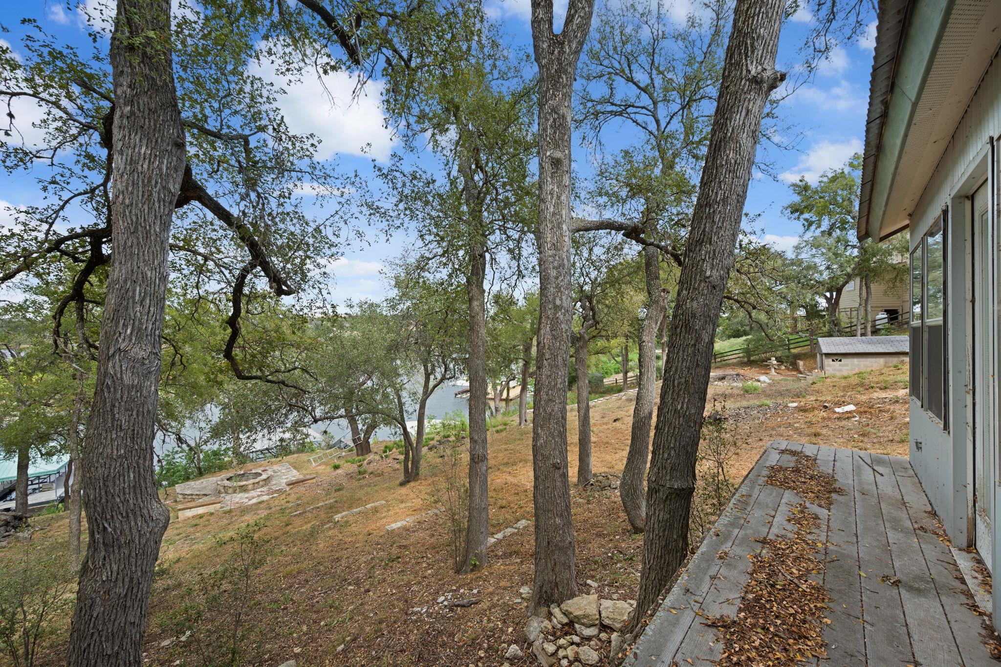 25304 Pedernales Pt, Spicewood, TX 78669