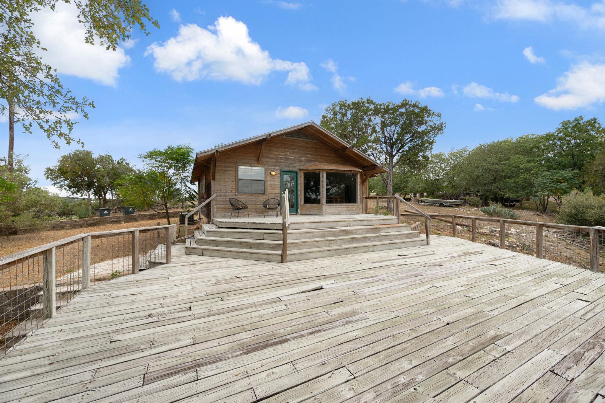 25304 Pedernales Pt, Spicewood, TX 78669
