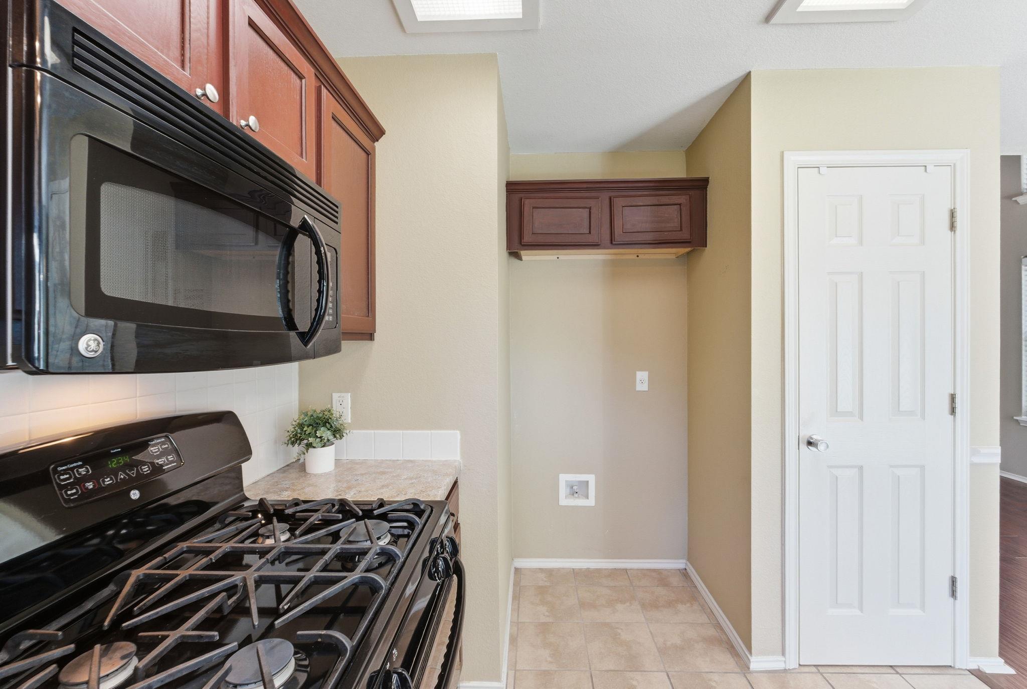 1437 Thibodeaux Dr, Round Rock, TX 78664