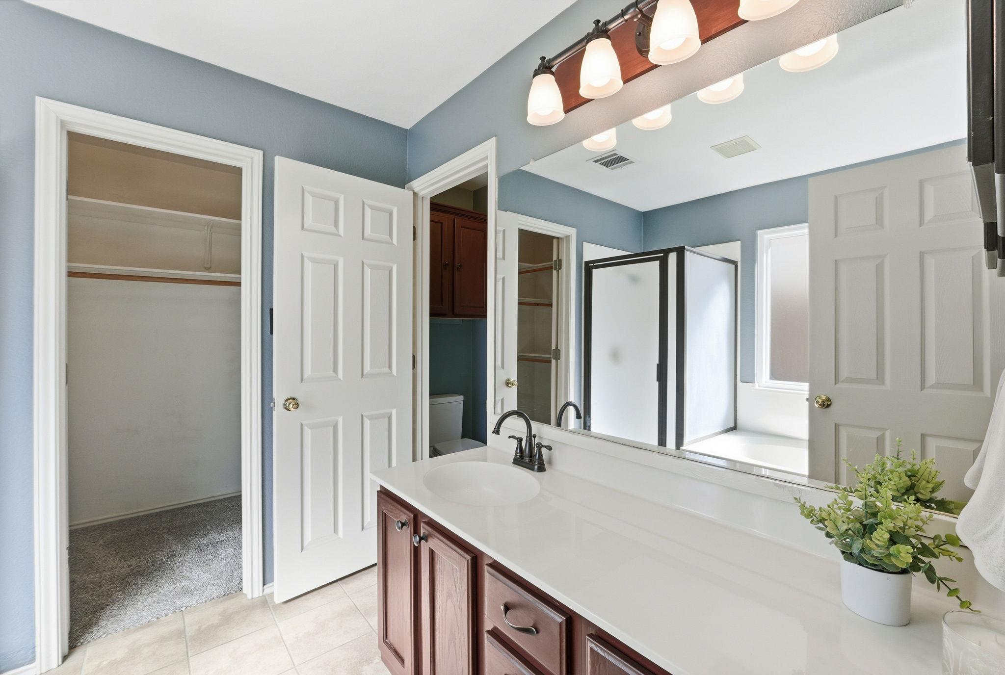 1437 Thibodeaux Dr, Round Rock, TX 78664