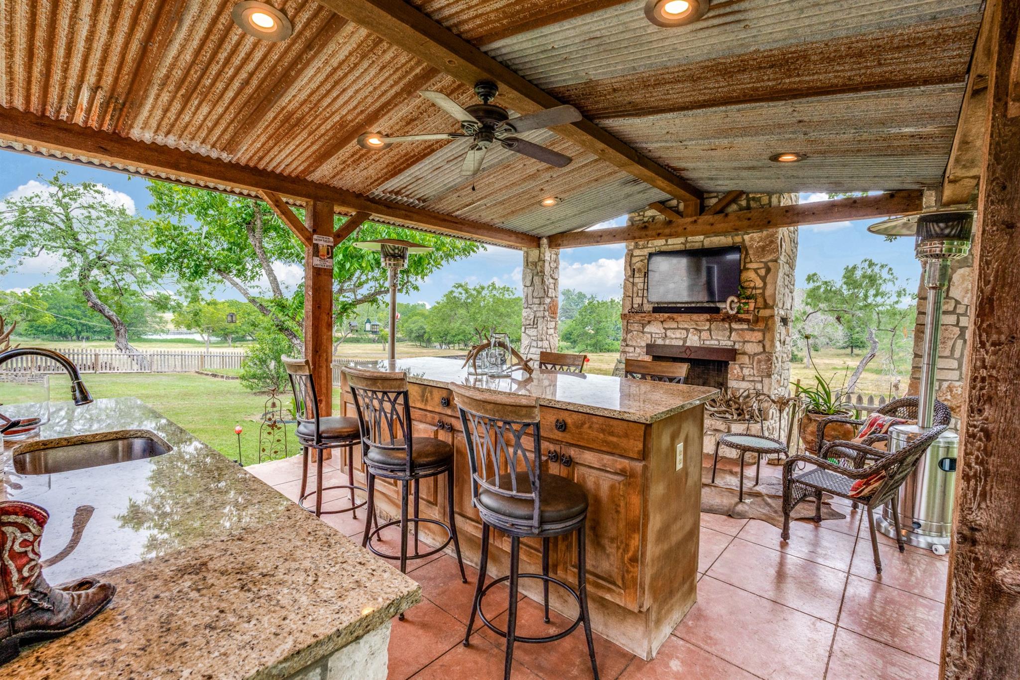 10745 & 10767 Rosemar Ln Ln, Adkins, TX 78101