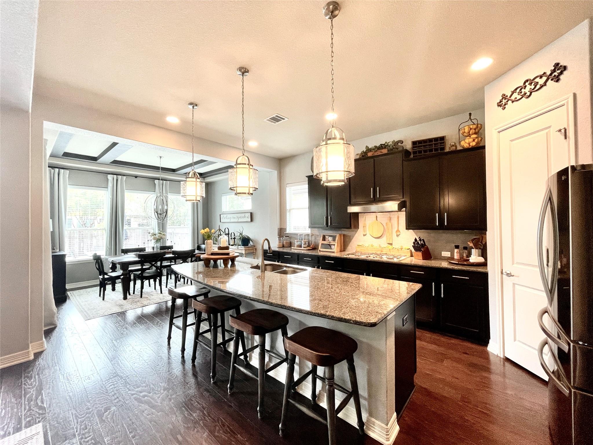 2105 Colinas Verdas Rd, Cedar Park, TX 78641