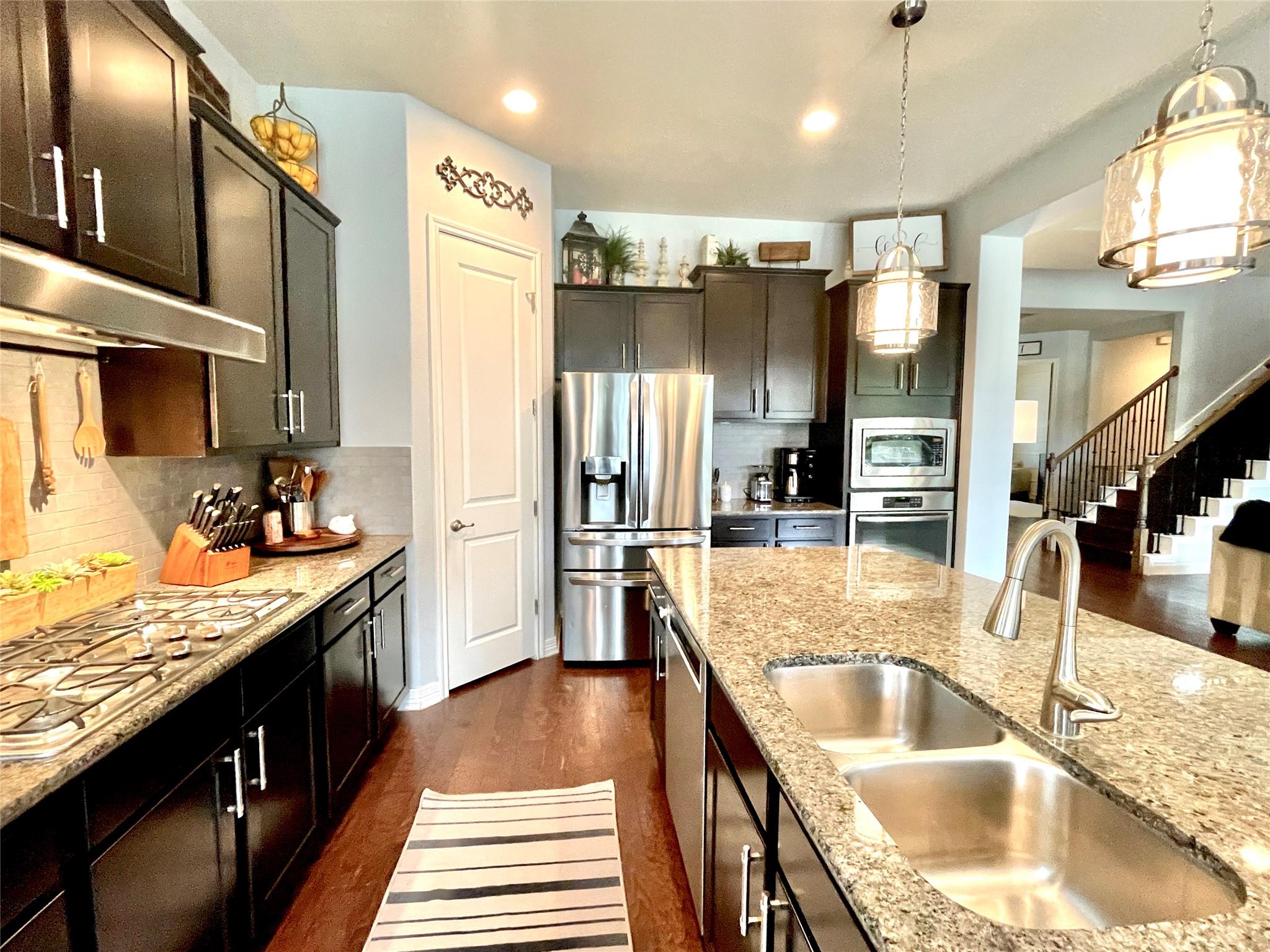 2105 Colinas Verdas Rd, Cedar Park, TX 78641