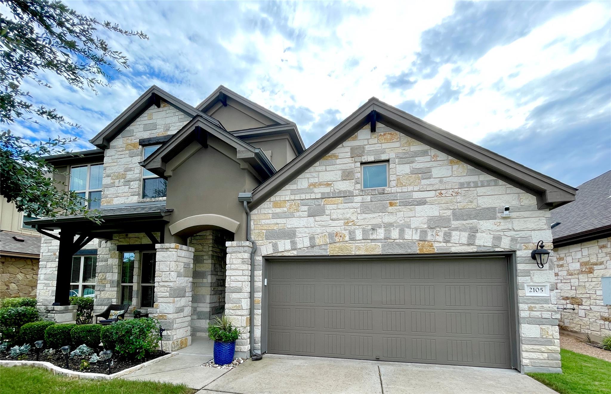 2105 Colinas Verdas Rd, Cedar Park, TX 78641