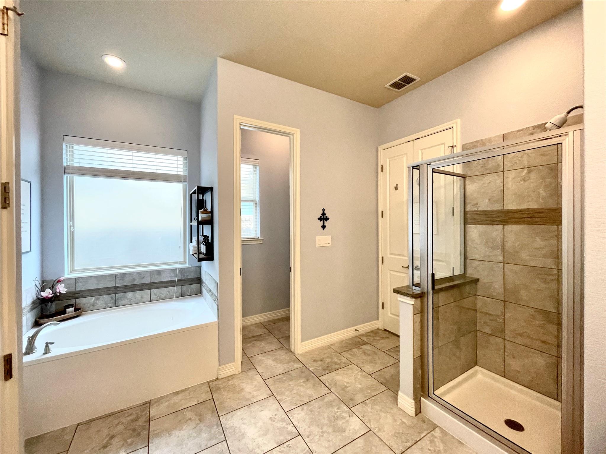 2105 Colinas Verdas Rd, Cedar Park, TX 78641