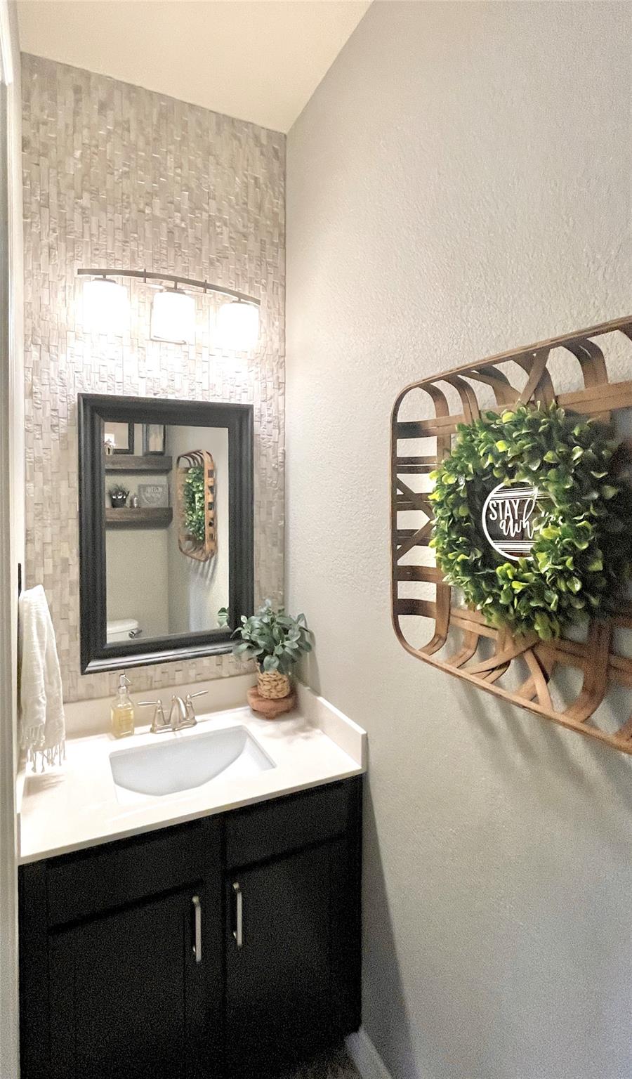 2105 Colinas Verdas Rd, Cedar Park, TX 78641