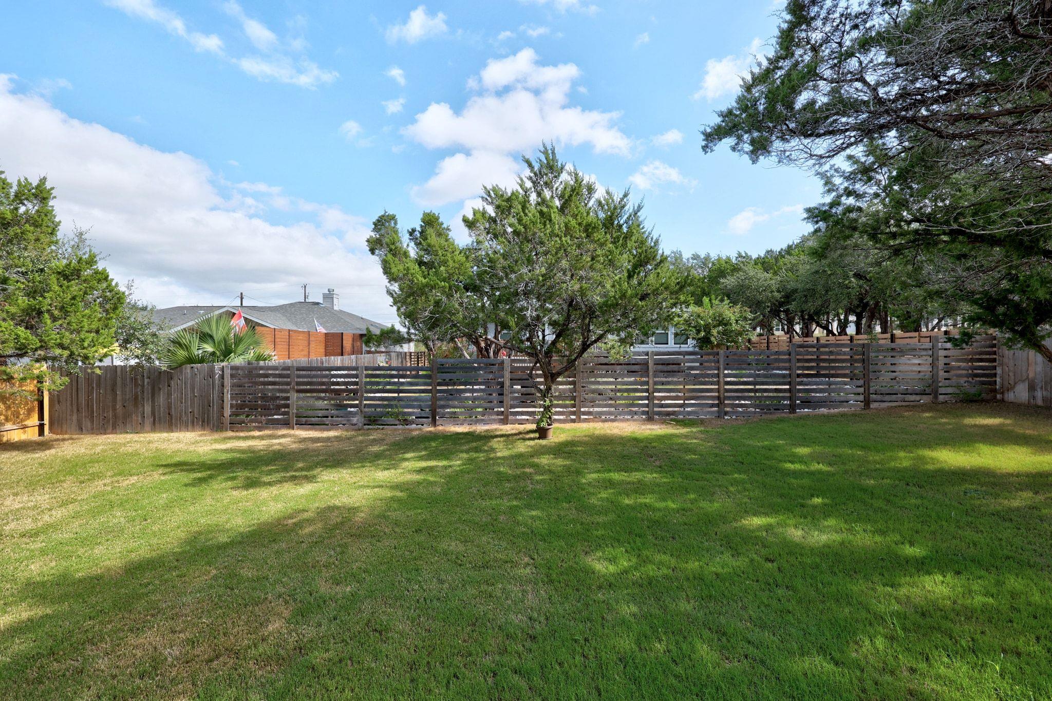 20102 Lee Ln, Lago Vista, TX 78645