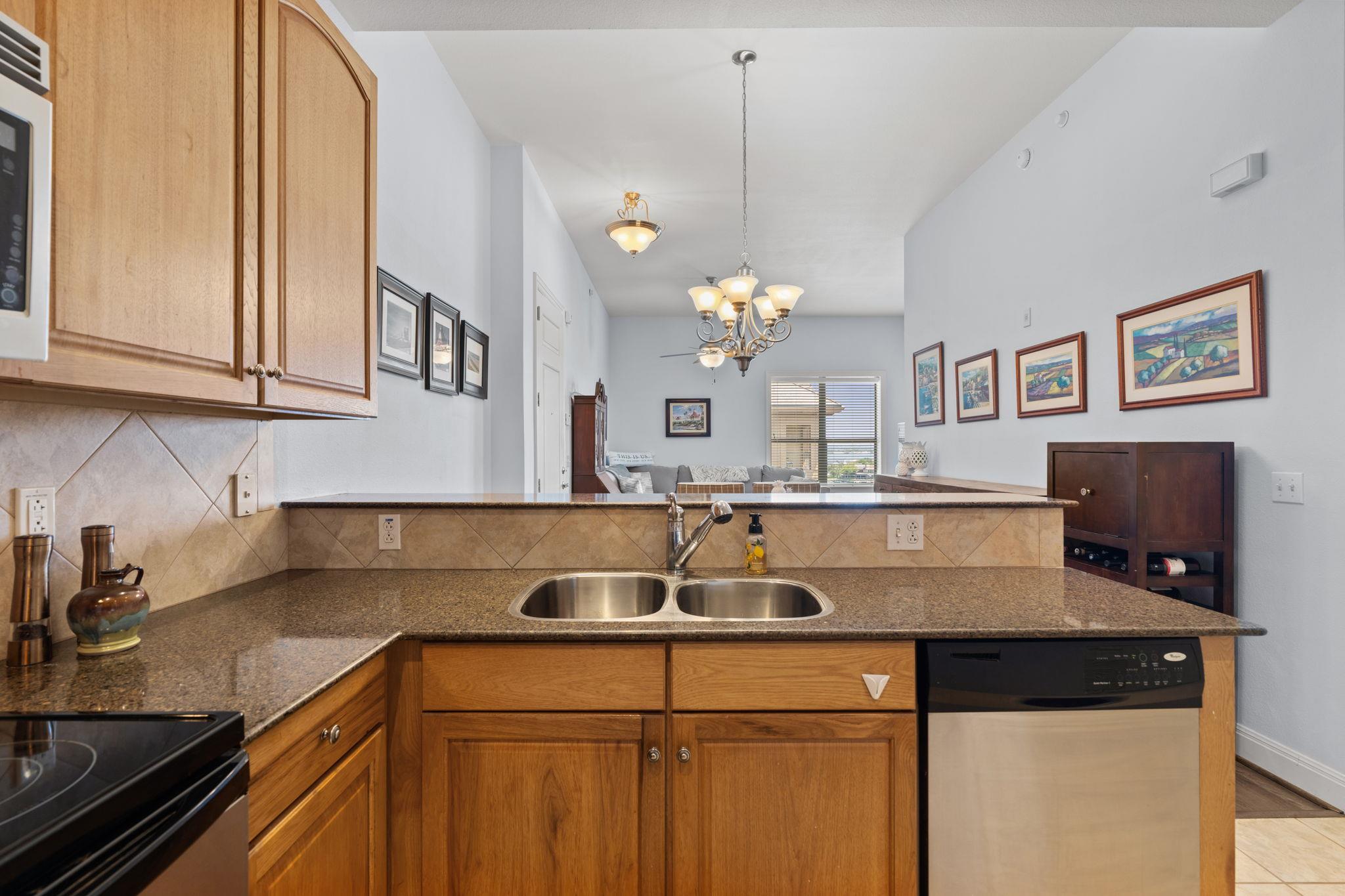 1000 The Cape Rd # 66, Horseshoe Bay, TX 78657