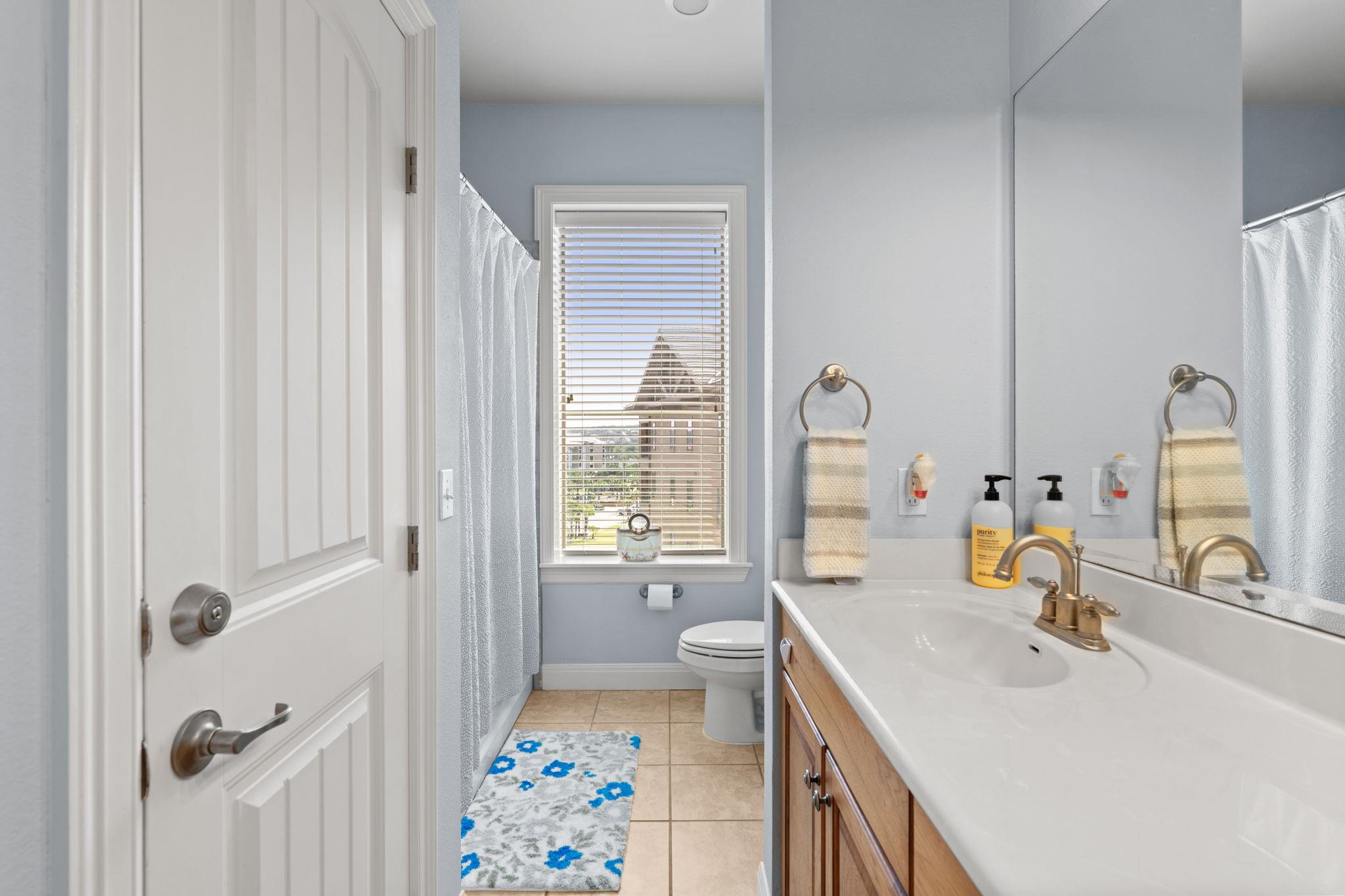 1000 The Cape Rd # 66, Horseshoe Bay, TX 78657