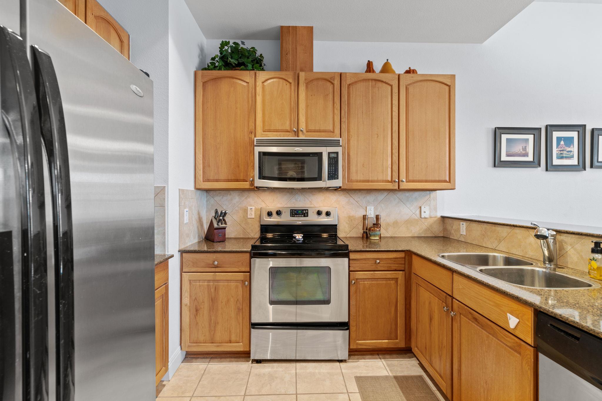 1000 The Cape Rd # 66, Horseshoe Bay, TX 78657