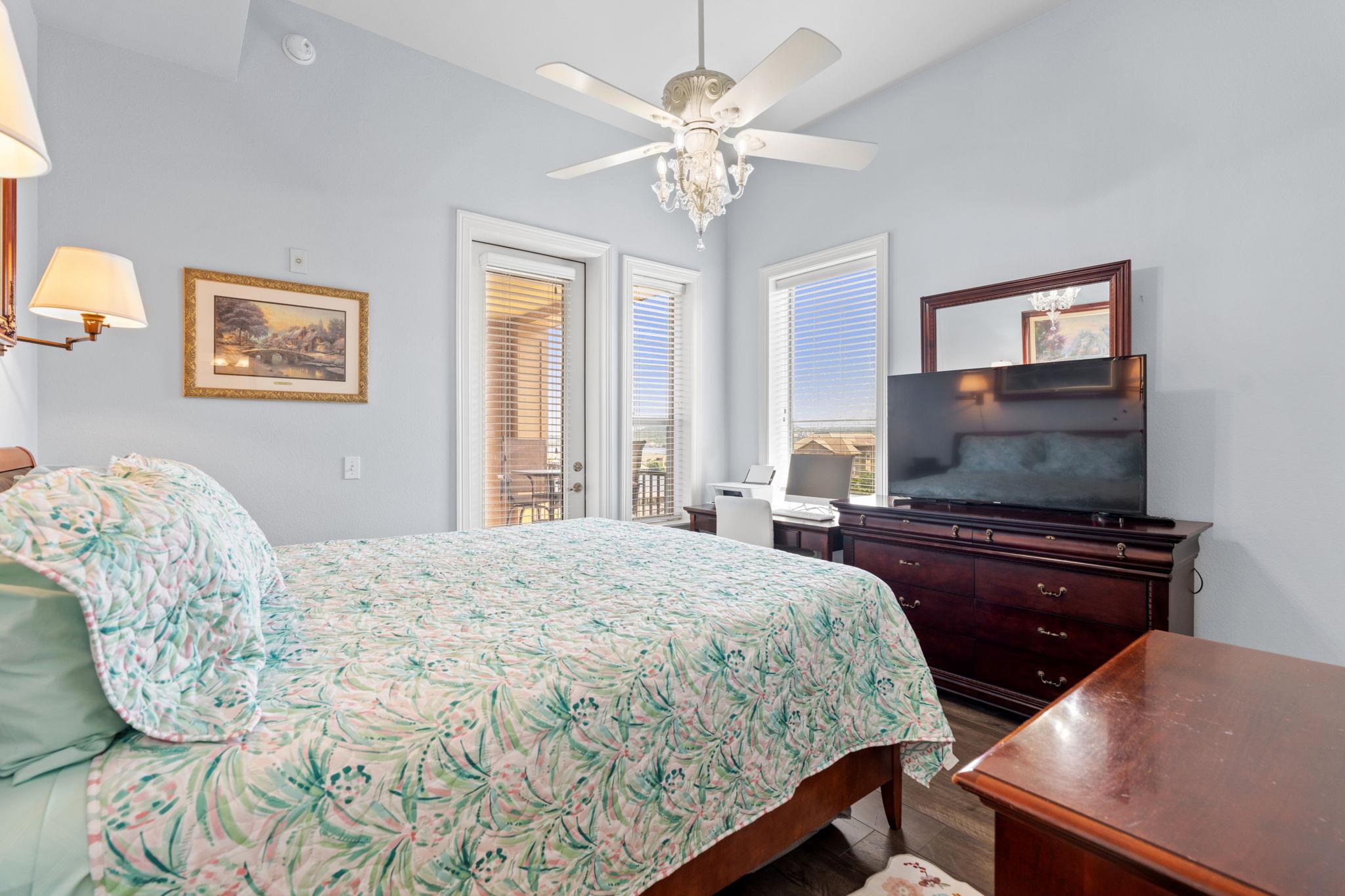 1000 The Cape Rd # 66, Horseshoe Bay, TX 78657