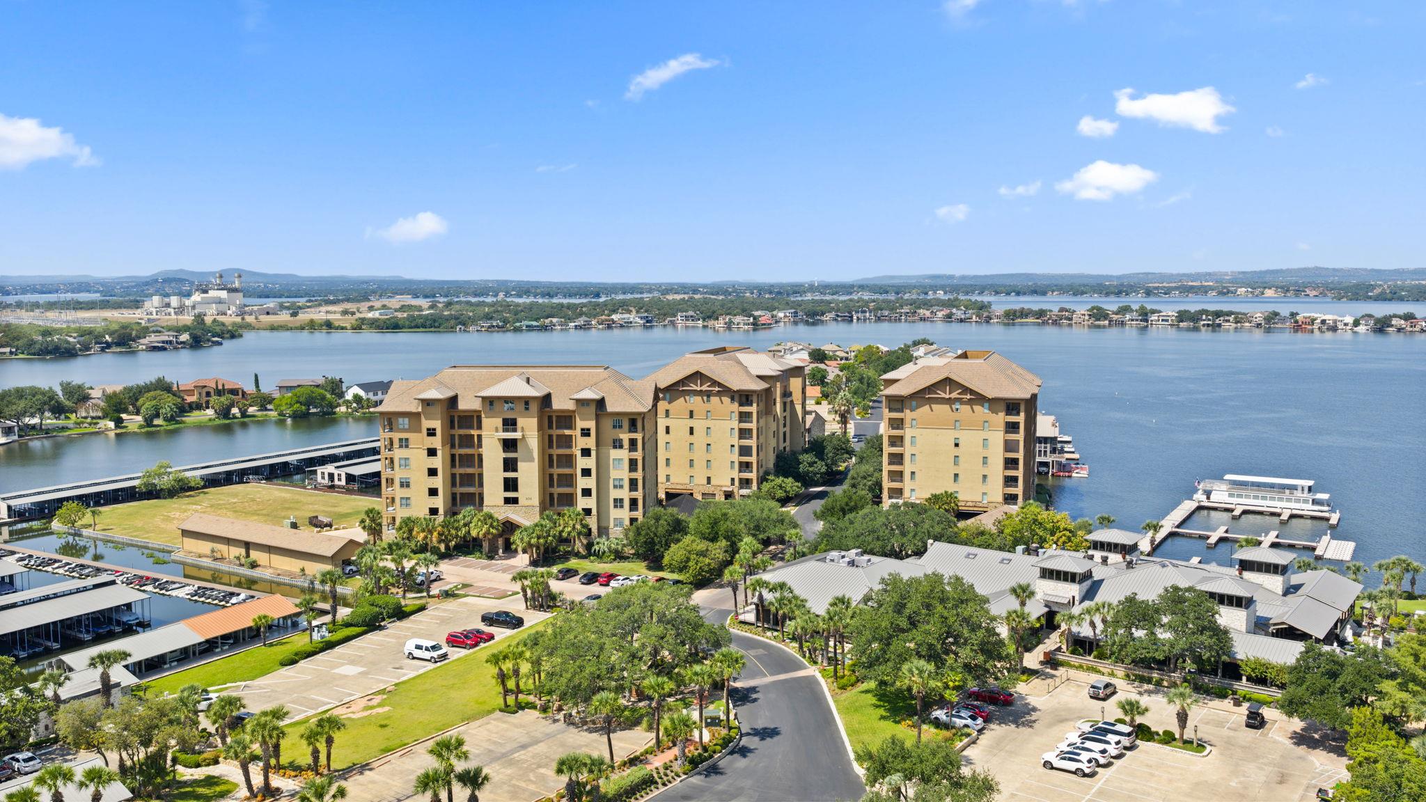 1000 The Cape Rd # 66, Horseshoe Bay, TX 78657