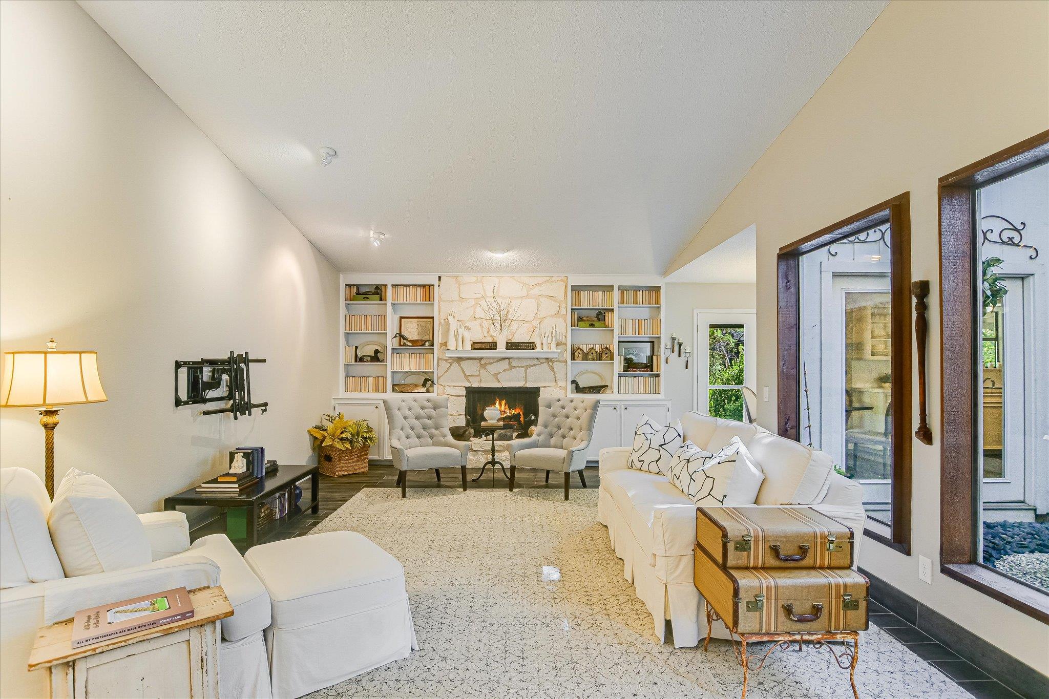 4110 Bluffridge Dr, Austin, TX 78759