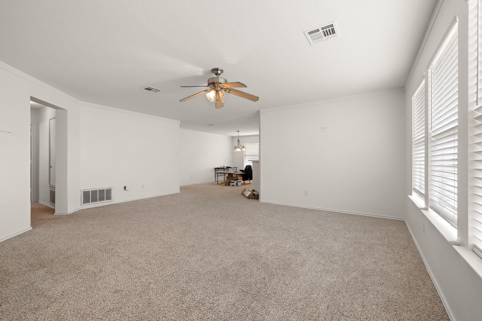 120 Wegstrom St, Hutto, TX 78634