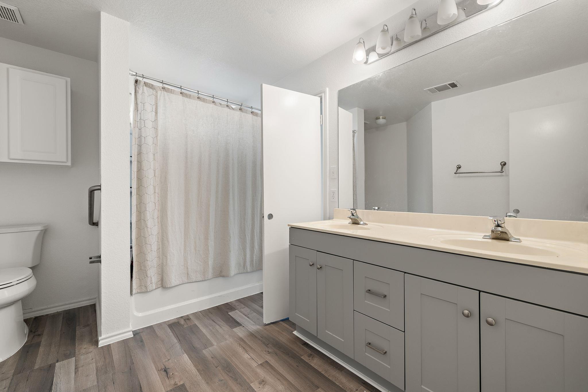 120 Wegstrom St, Hutto, TX 78634