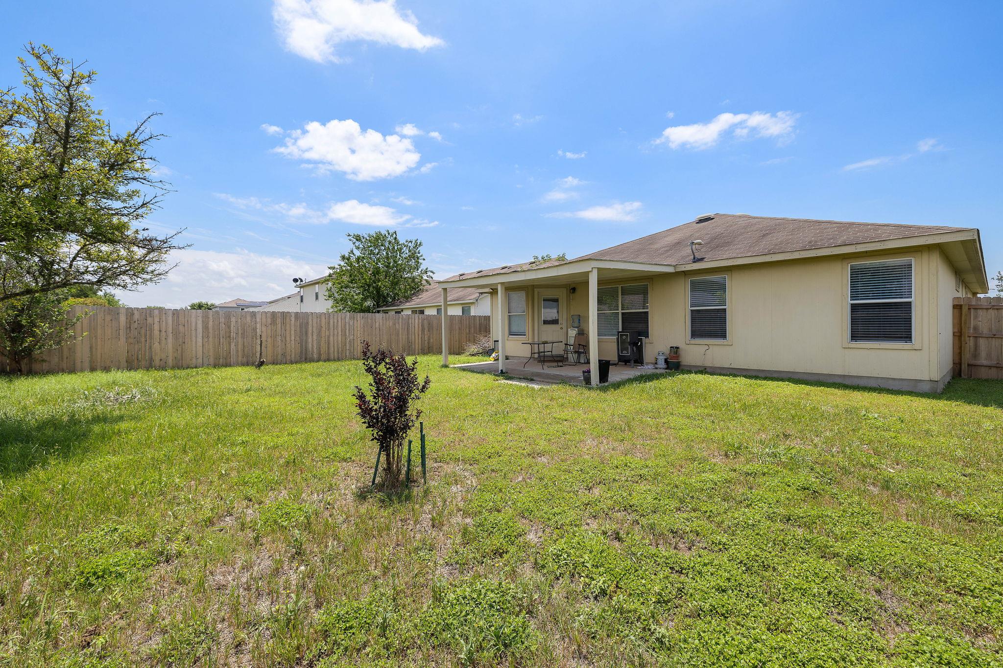 120 Wegstrom St, Hutto, TX 78634