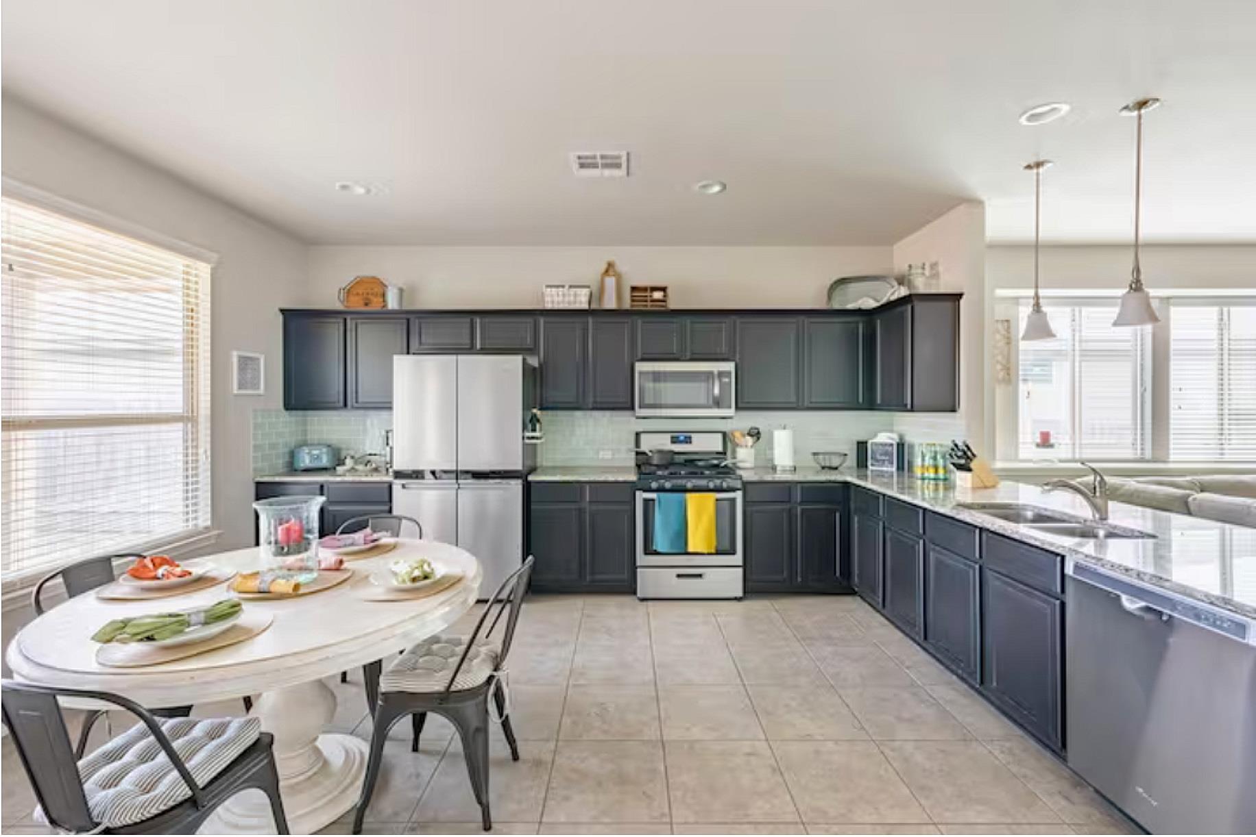 106 Alford St, San Marcos, TX 78666