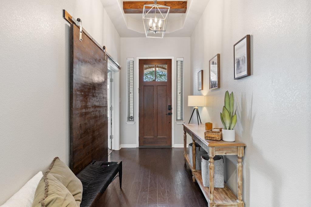 5433 Texas Bluebell Dr, Spicewood, TX 78669