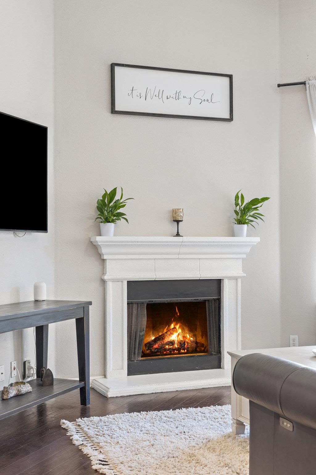 5433 Texas Bluebell Dr, Spicewood, TX 78669