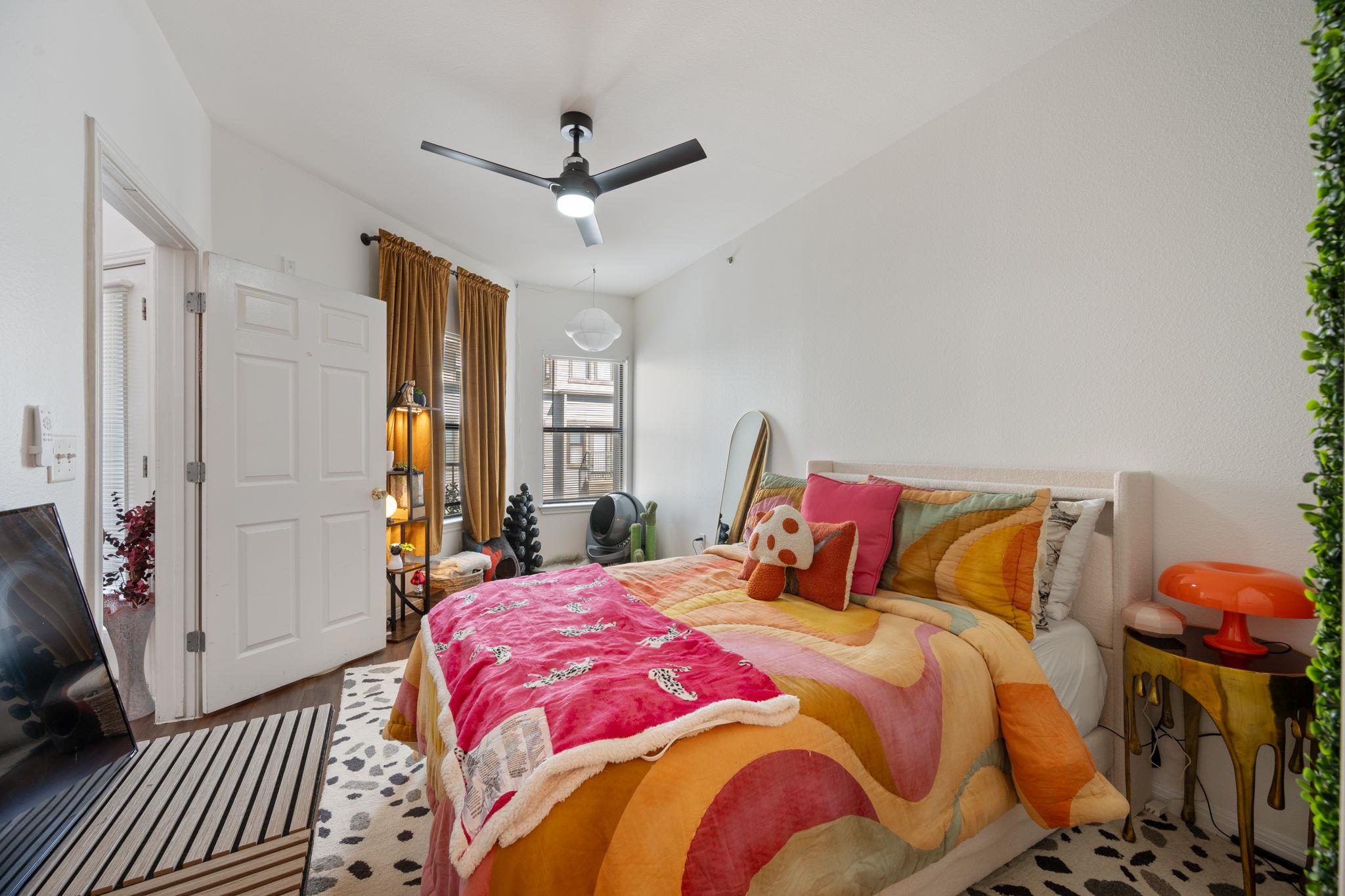 2502 Leon St # 511, Austin, TX 78705