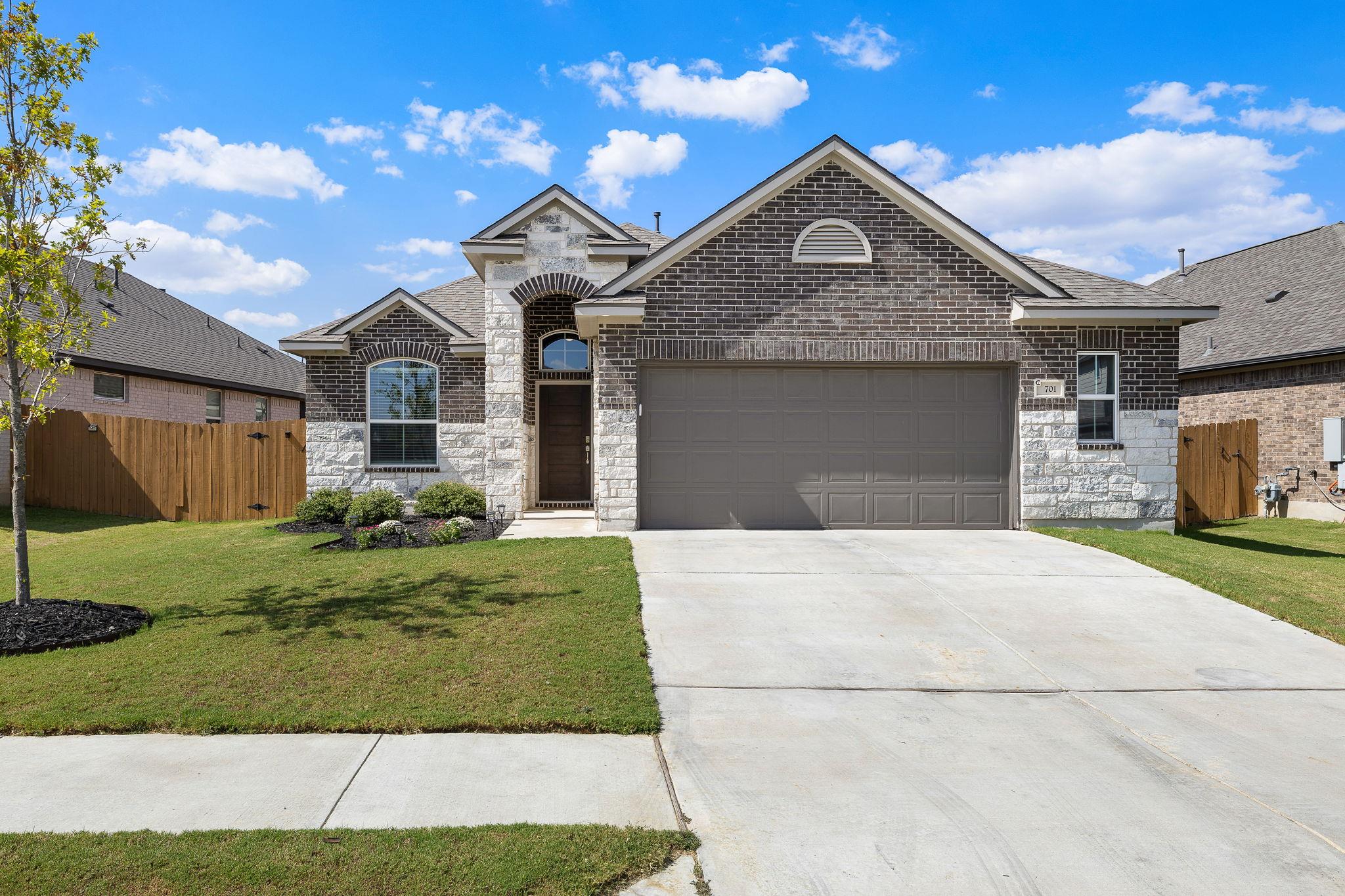 701 Bridle Creek Dr, Georgetown, TX 78626