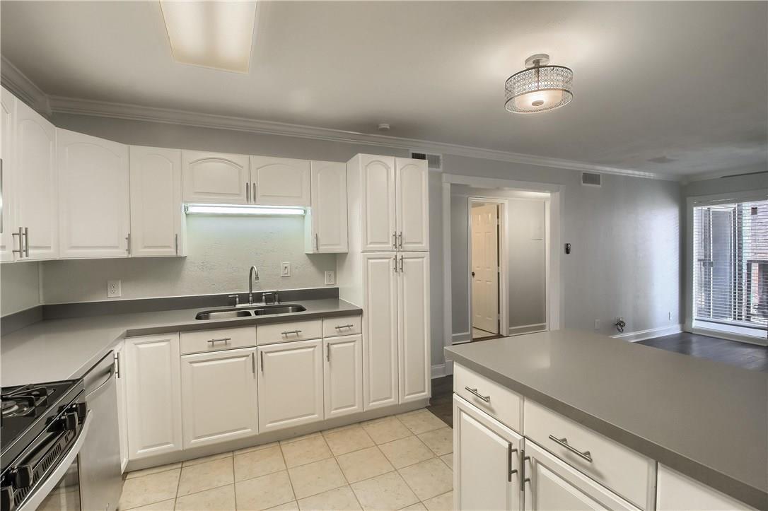 1304 Summit Street # 107, Austin, TX 78741