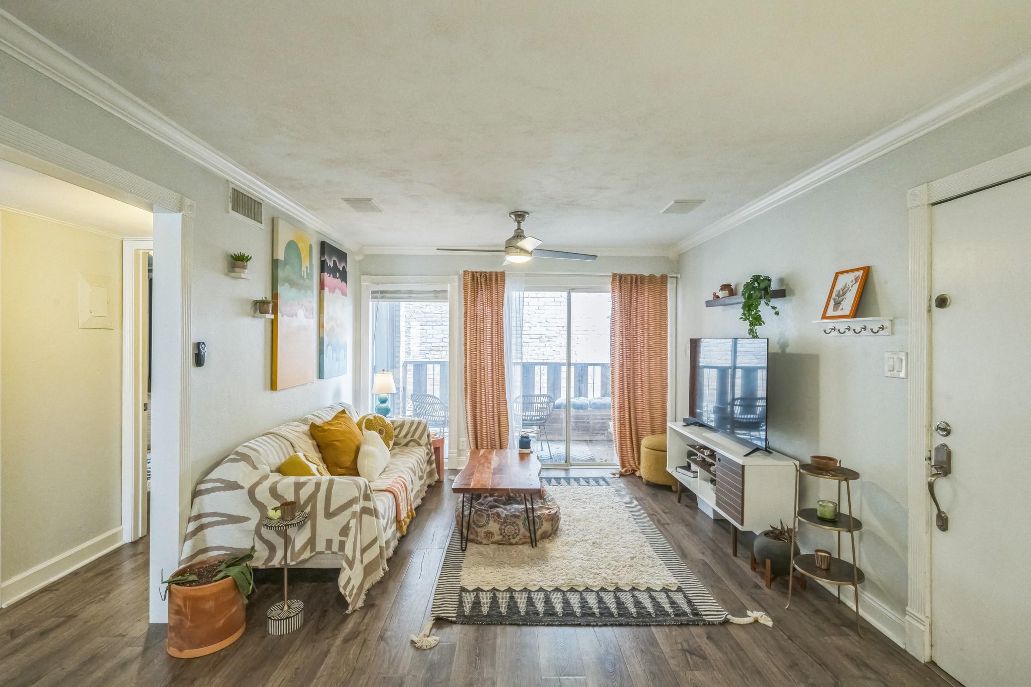 1304 Summit Street # 107, Austin, TX 78741