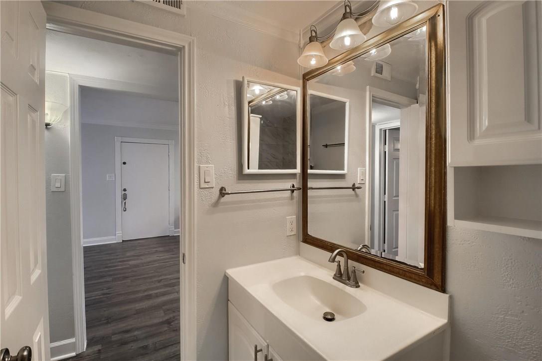 1304 Summit Street # 107, Austin, TX 78741