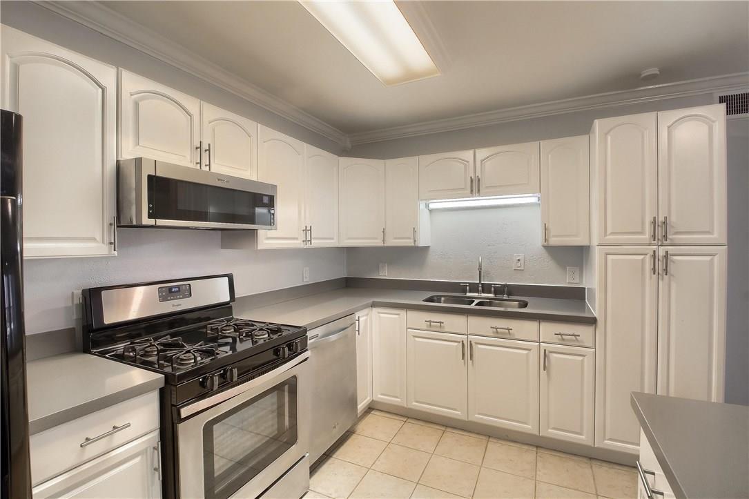 1304 Summit Street # 107, Austin, TX 78741