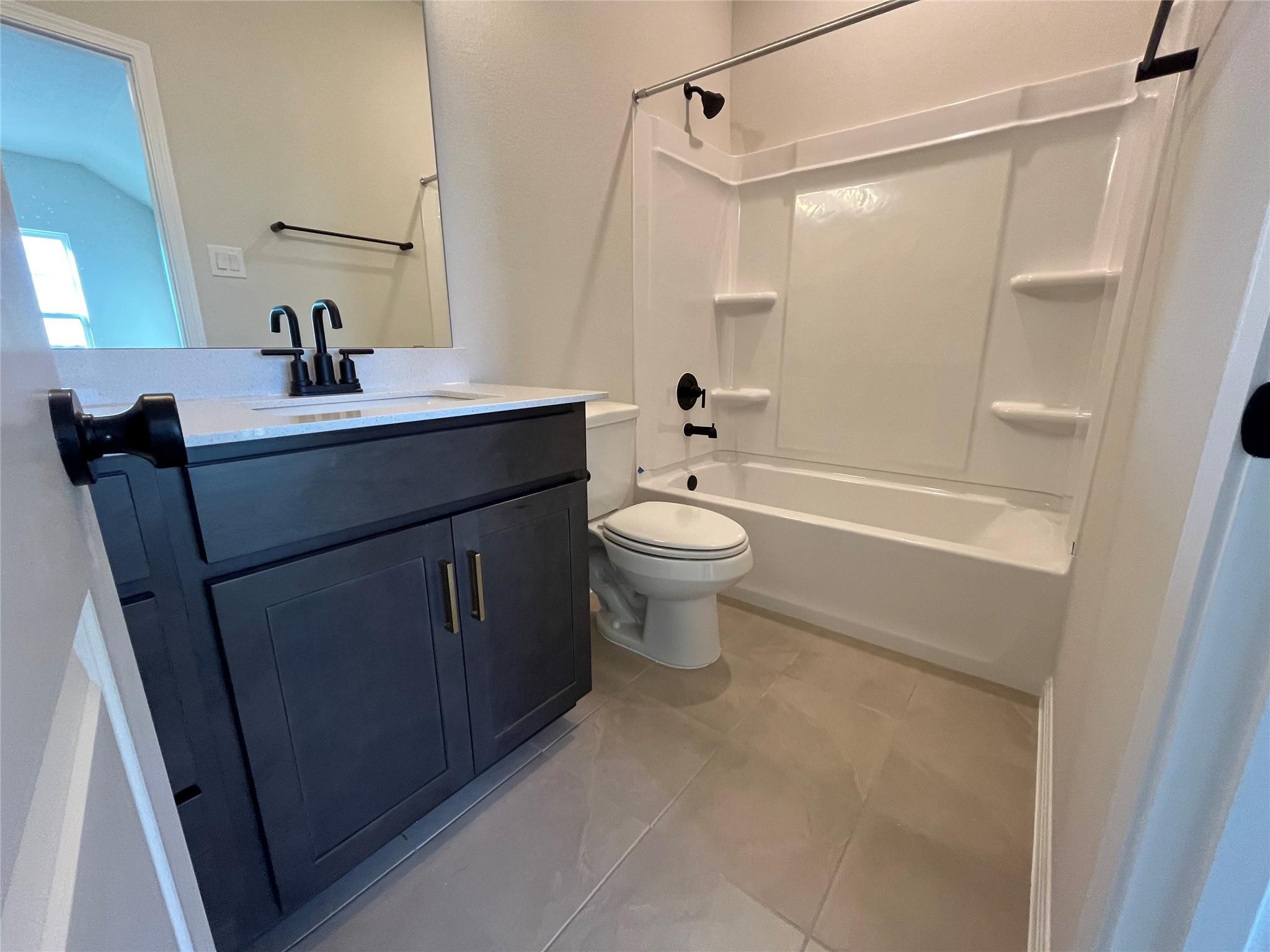 101 Clover Bnd, Liberty Hill, TX 78642