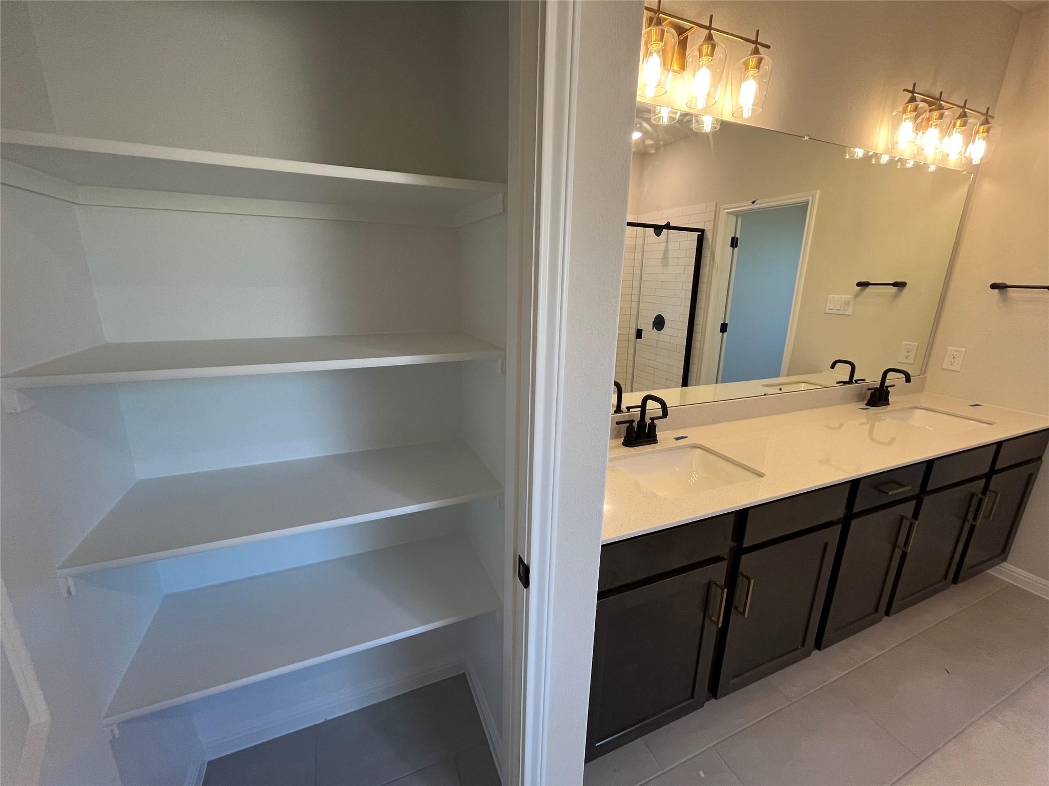 101 Clover Bnd, Liberty Hill, TX 78642