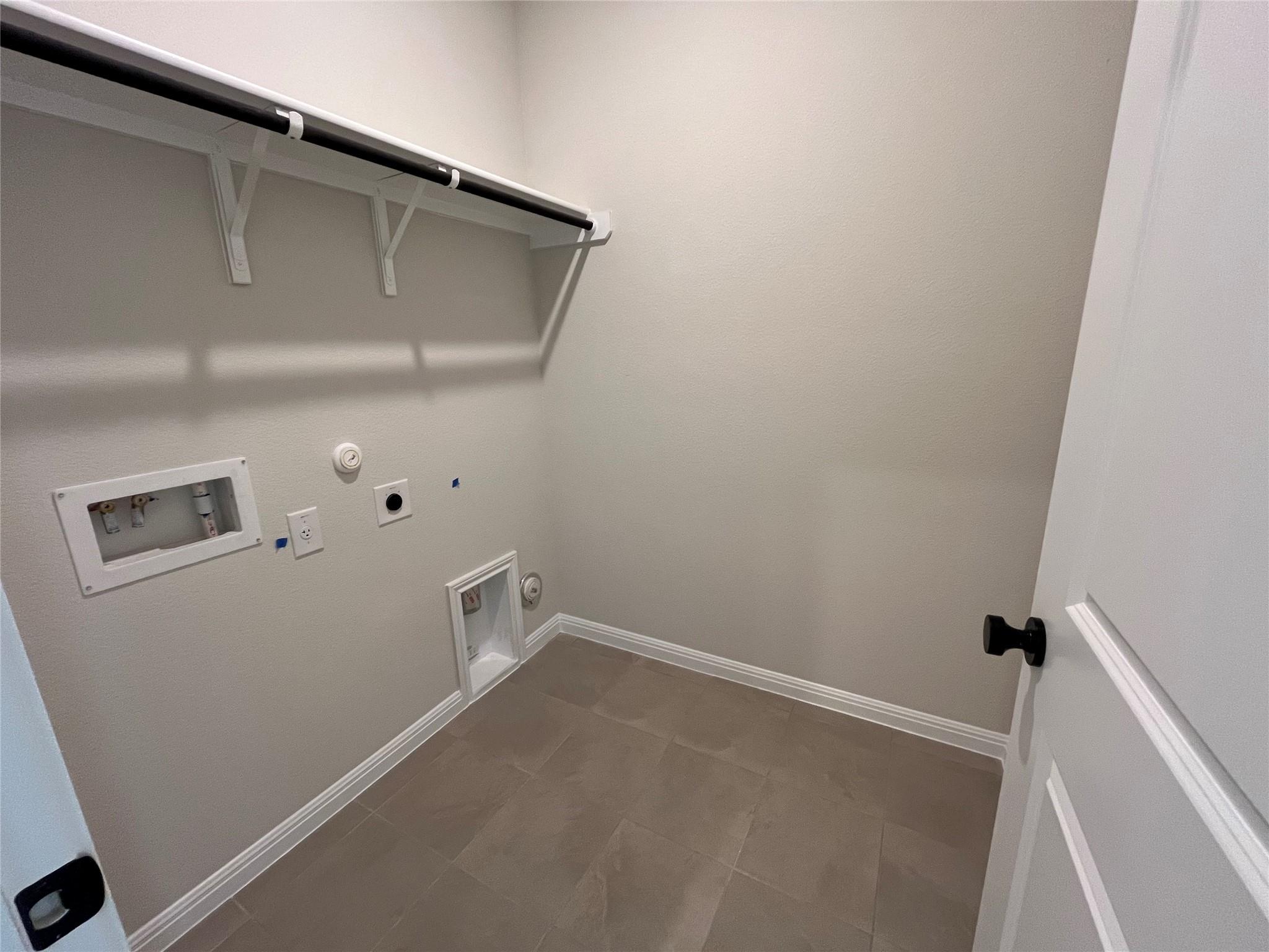 101 Clover Bnd, Liberty Hill, TX 78642