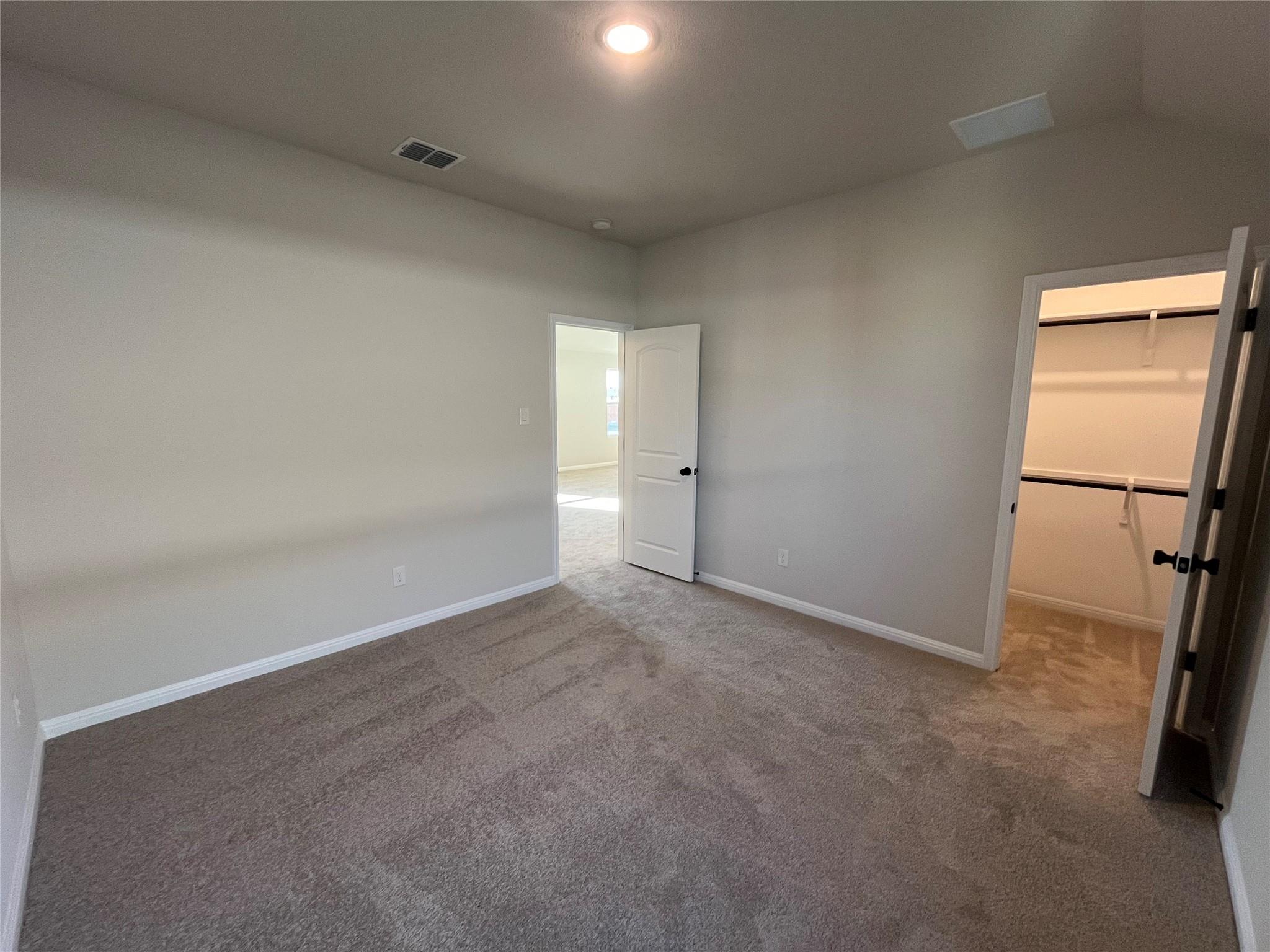 101 Clover Bnd, Liberty Hill, TX 78642