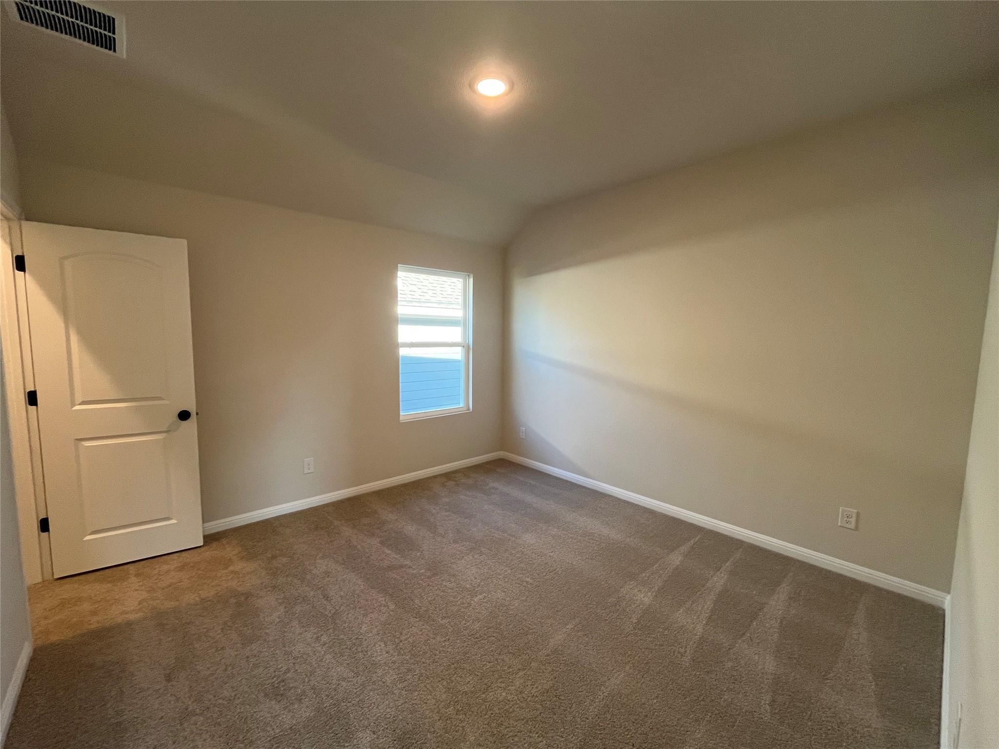 101 Clover Bnd, Liberty Hill, TX 78642