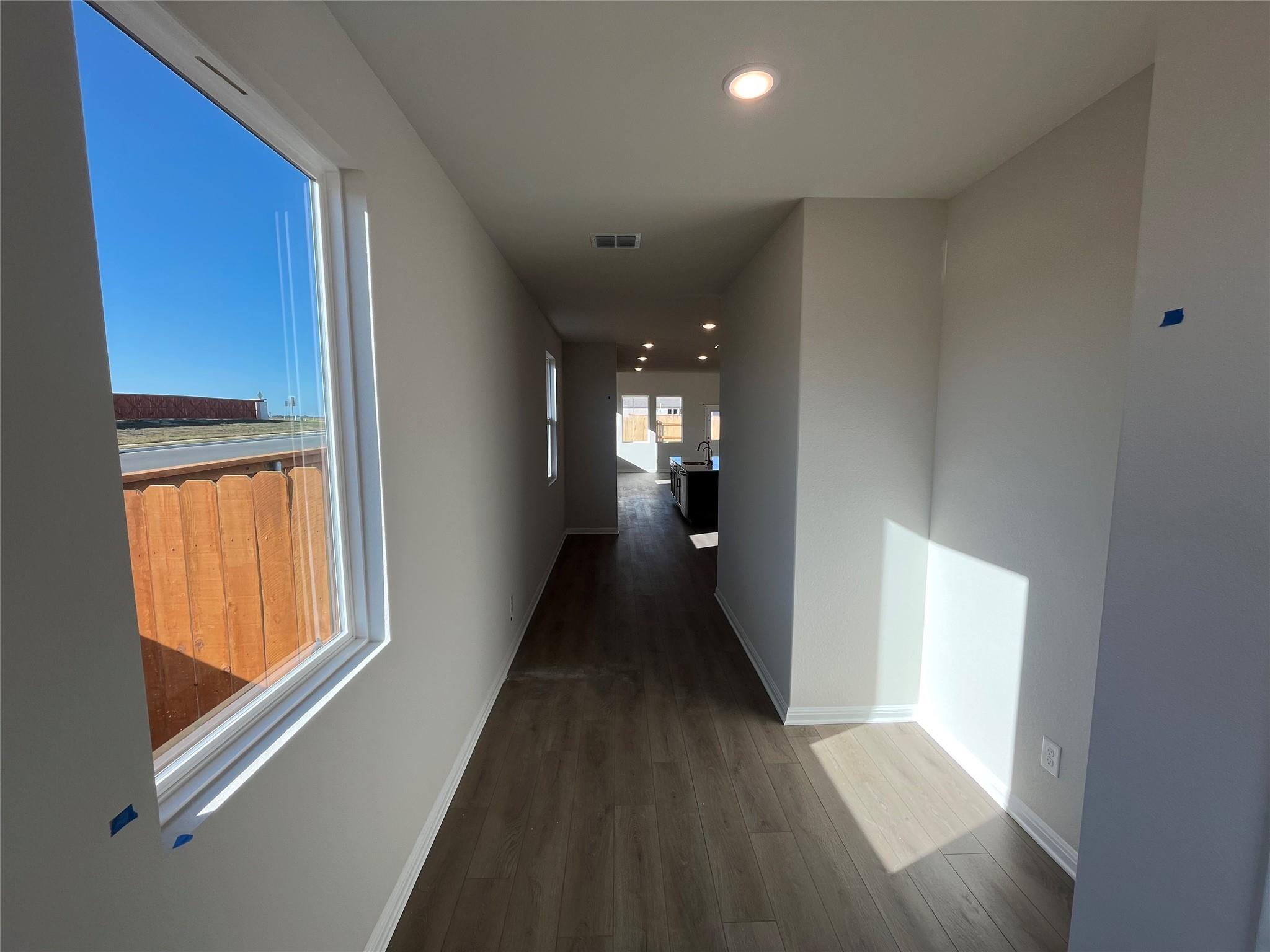 101 Clover Bnd, Liberty Hill, TX 78642