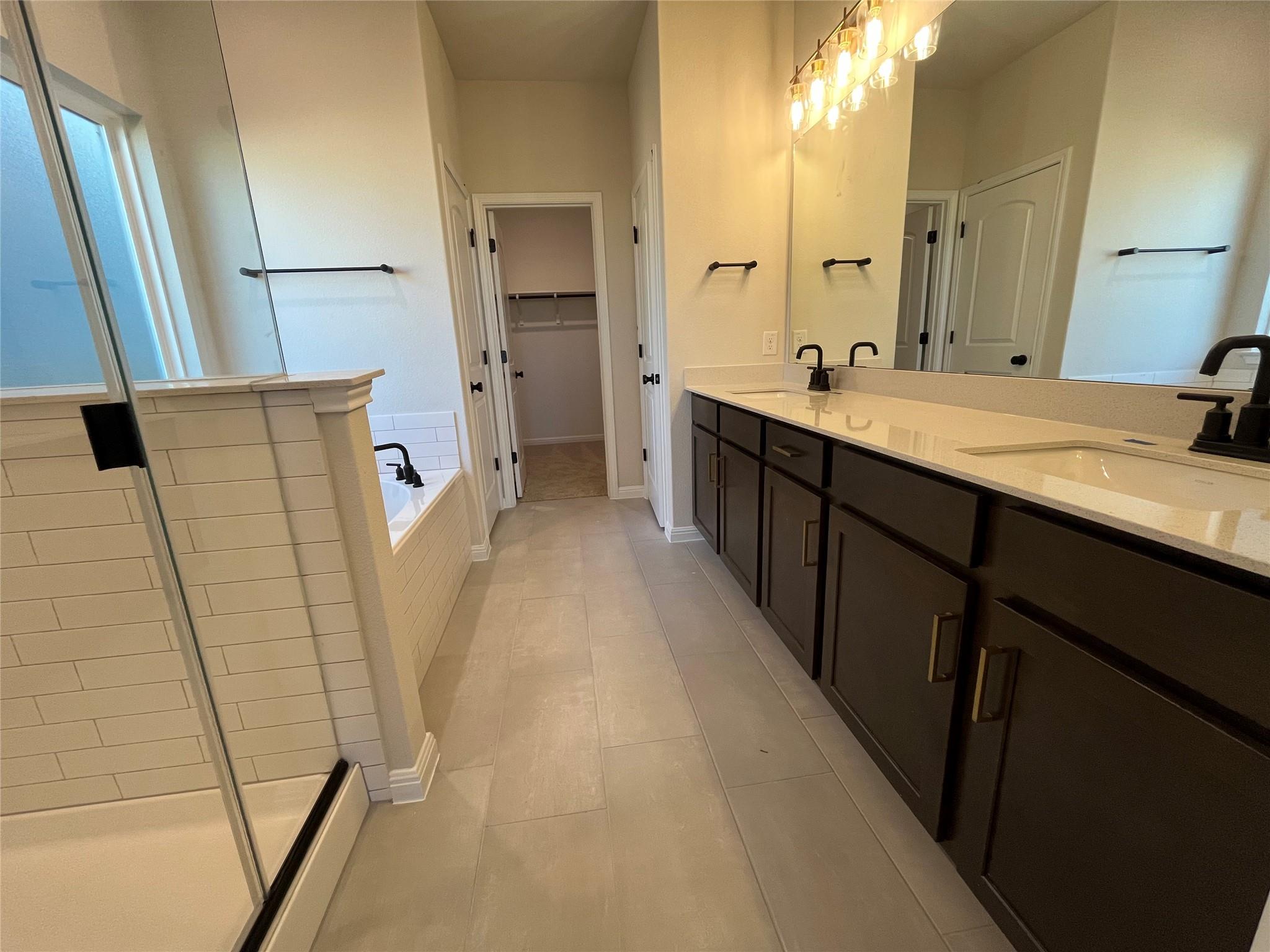 101 Clover Bnd, Liberty Hill, TX 78642