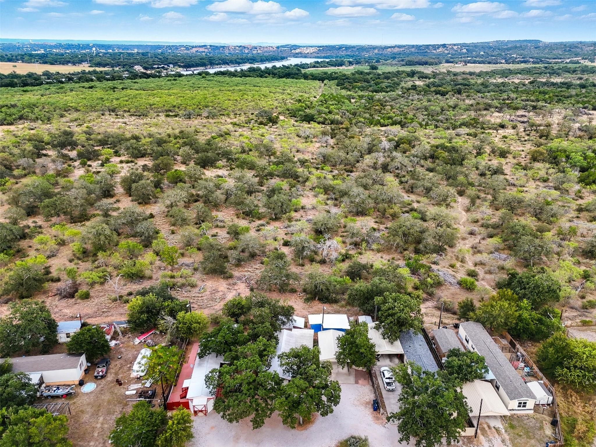 703 & 703A Driftwood Ln, Cottonwood Shores, TX 78657