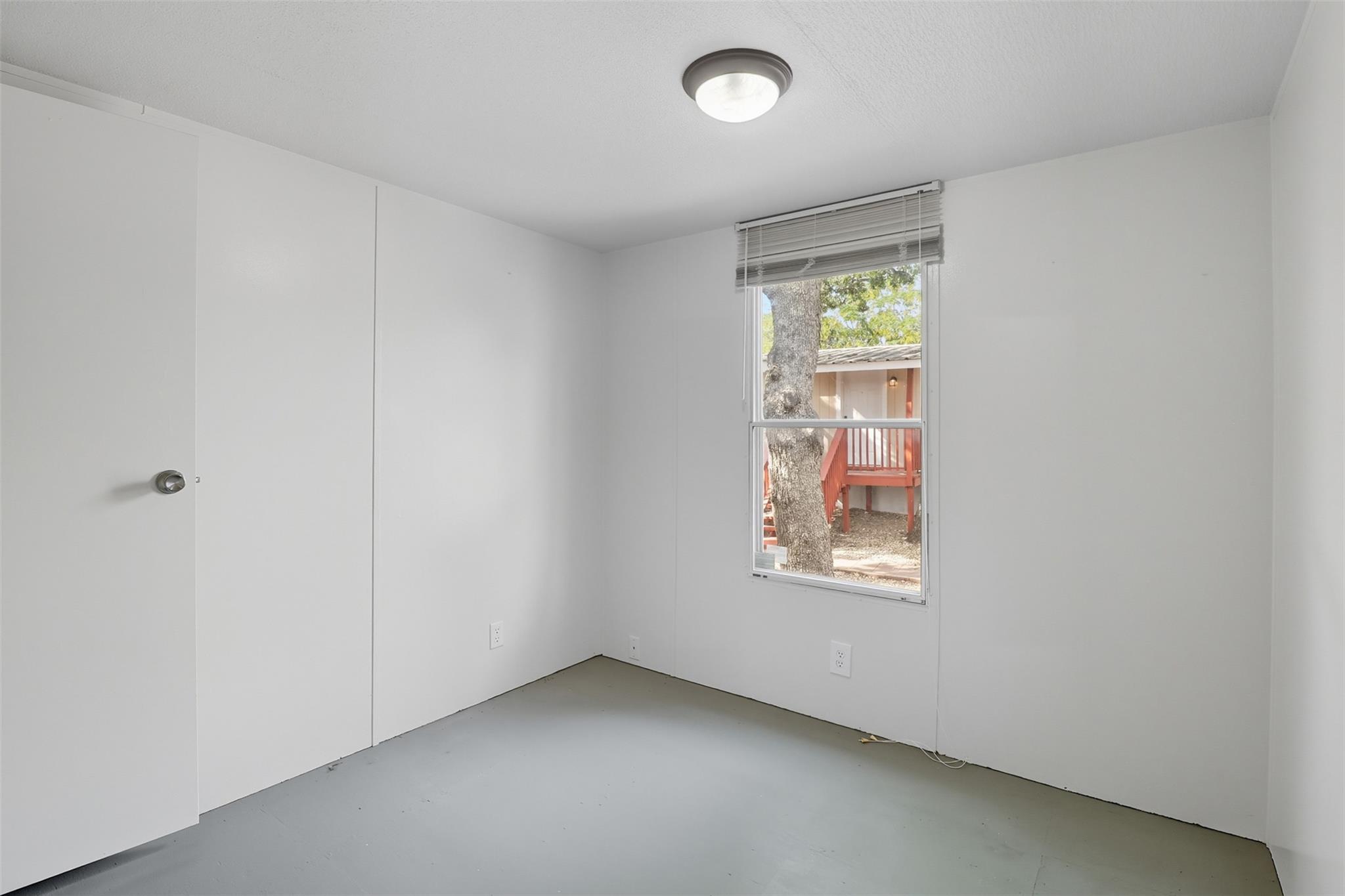 703 & 703A Driftwood Ln, Cottonwood Shores, TX 78657