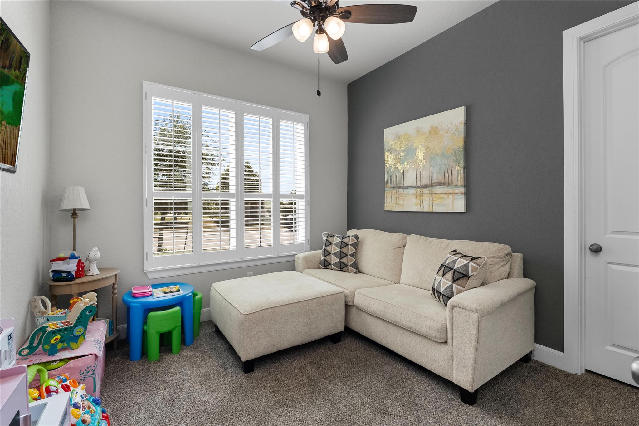 604 Academy Oaks Dr, San Marcos, TX 78666